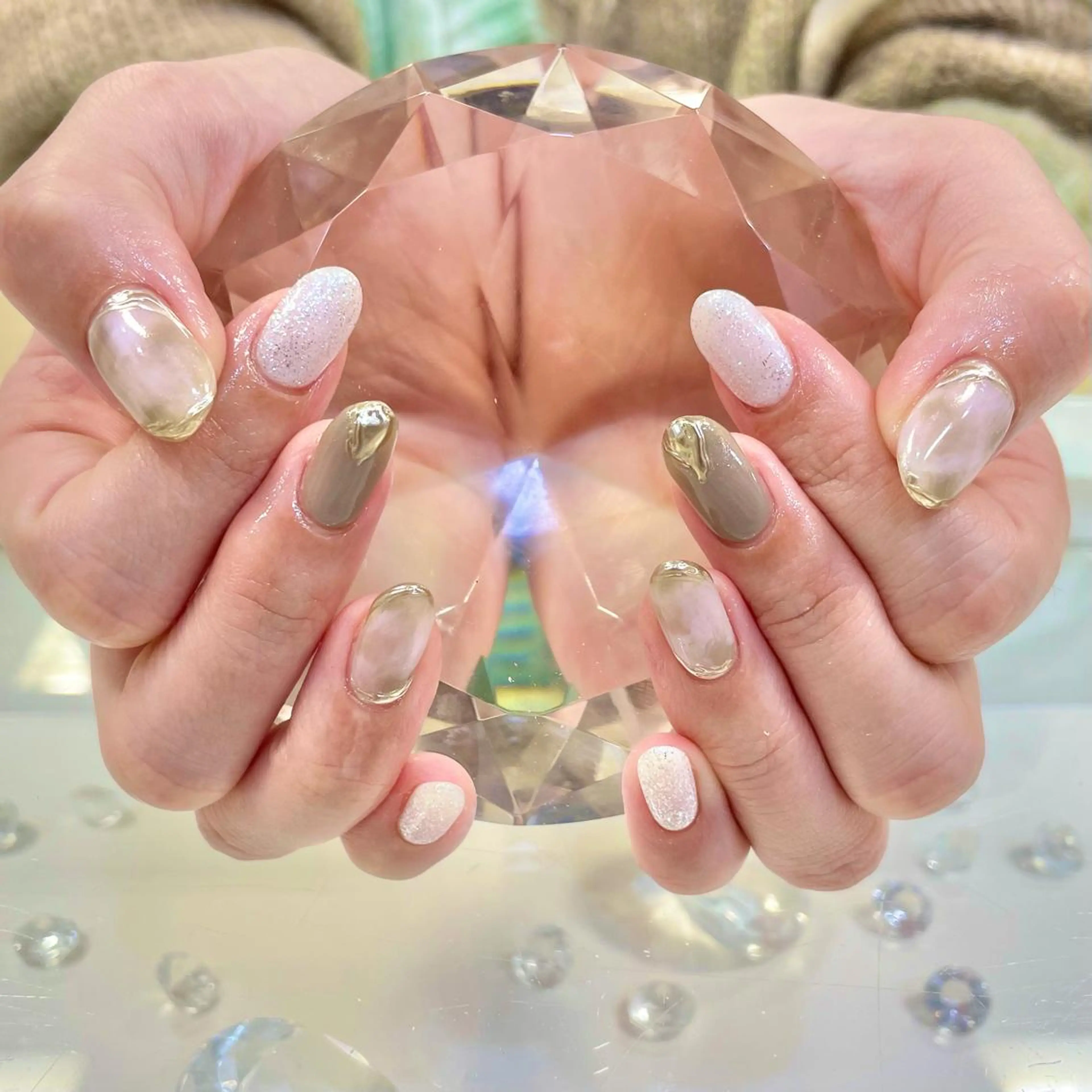 ネイル e+LUCIA NAIL関内店所属・花岡 佑紀のネイルデザイン