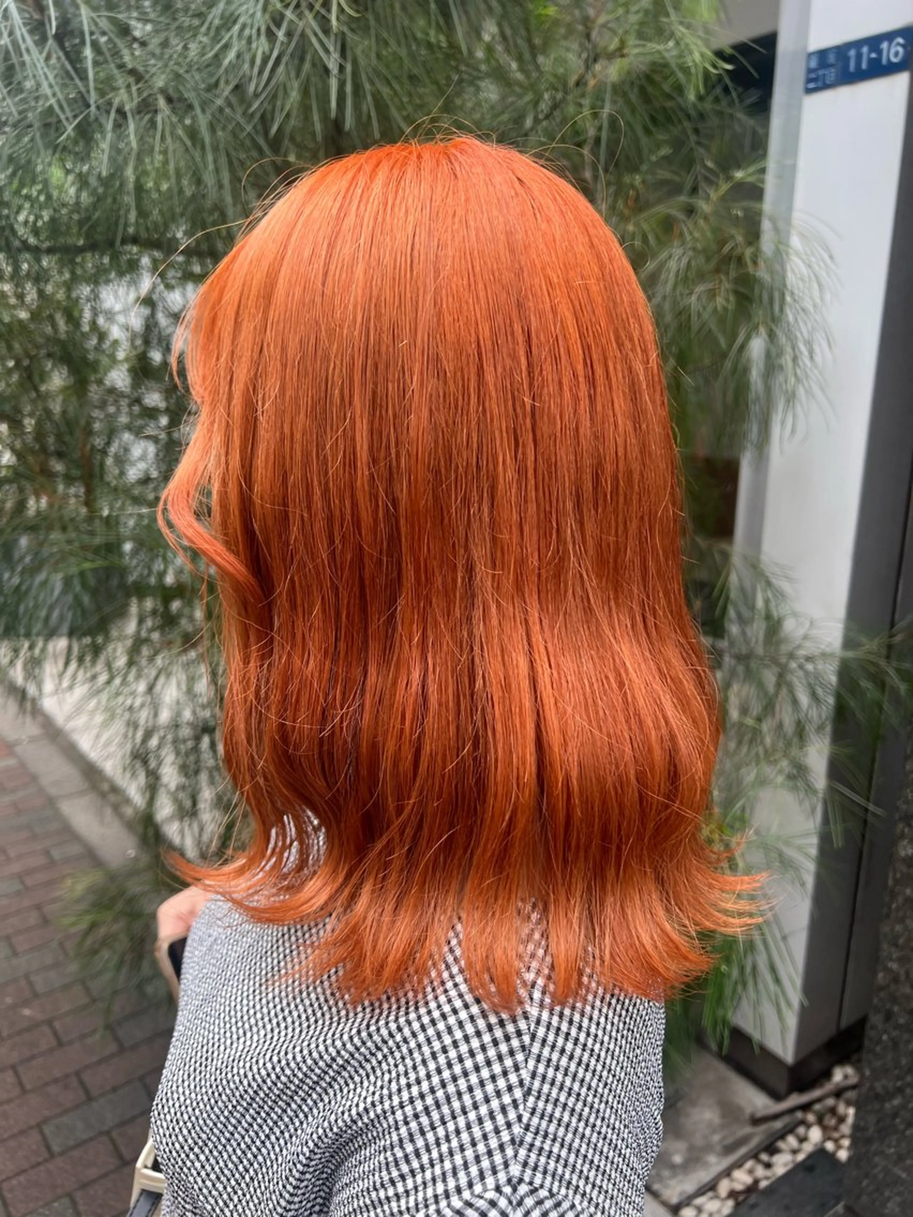 ミディアム カラー ECREA所属・スエヤス ミサキのマツエク・マツパデザイン