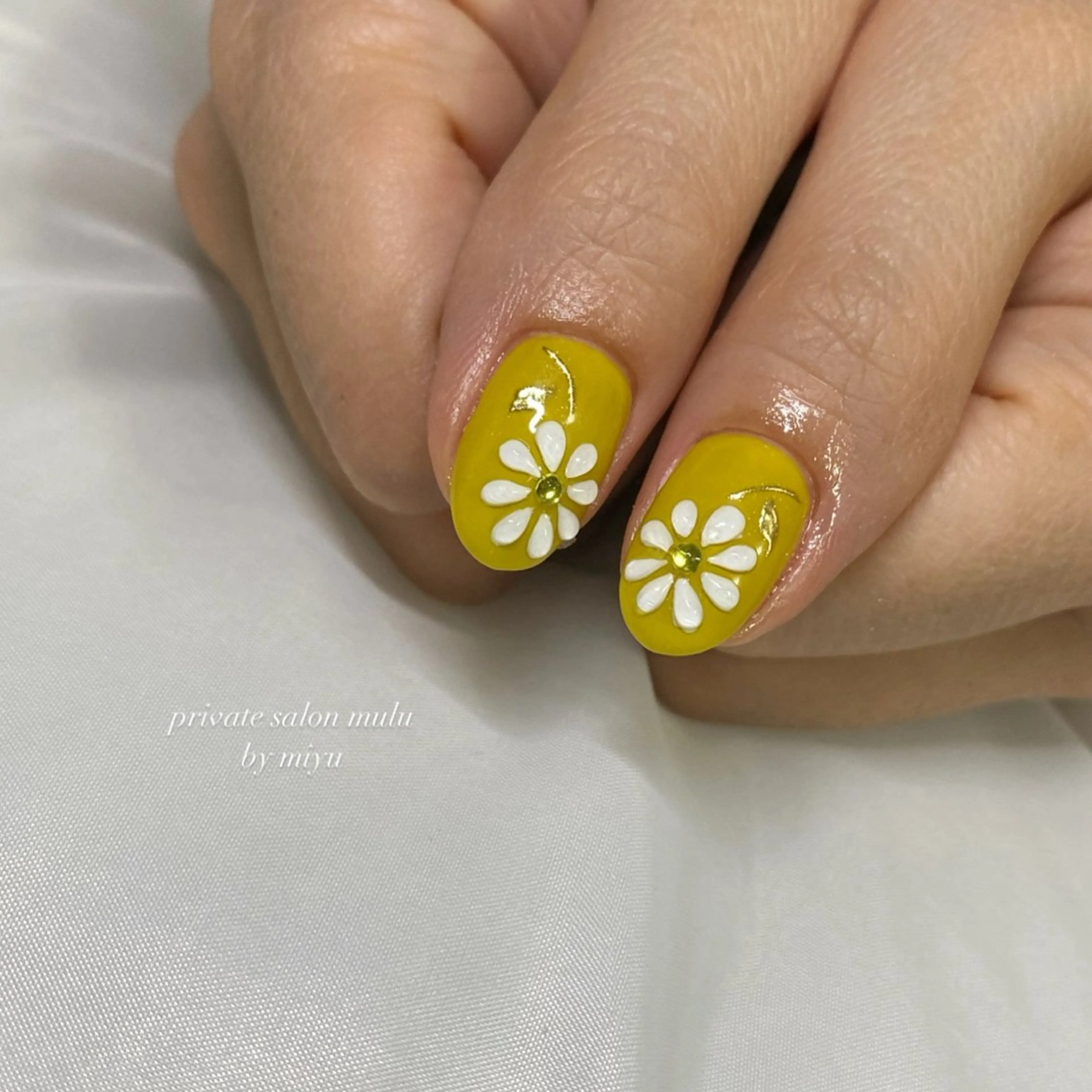 ネイル フラワーネイル ぷっくりネイル nail salon muluのネイルデザイン