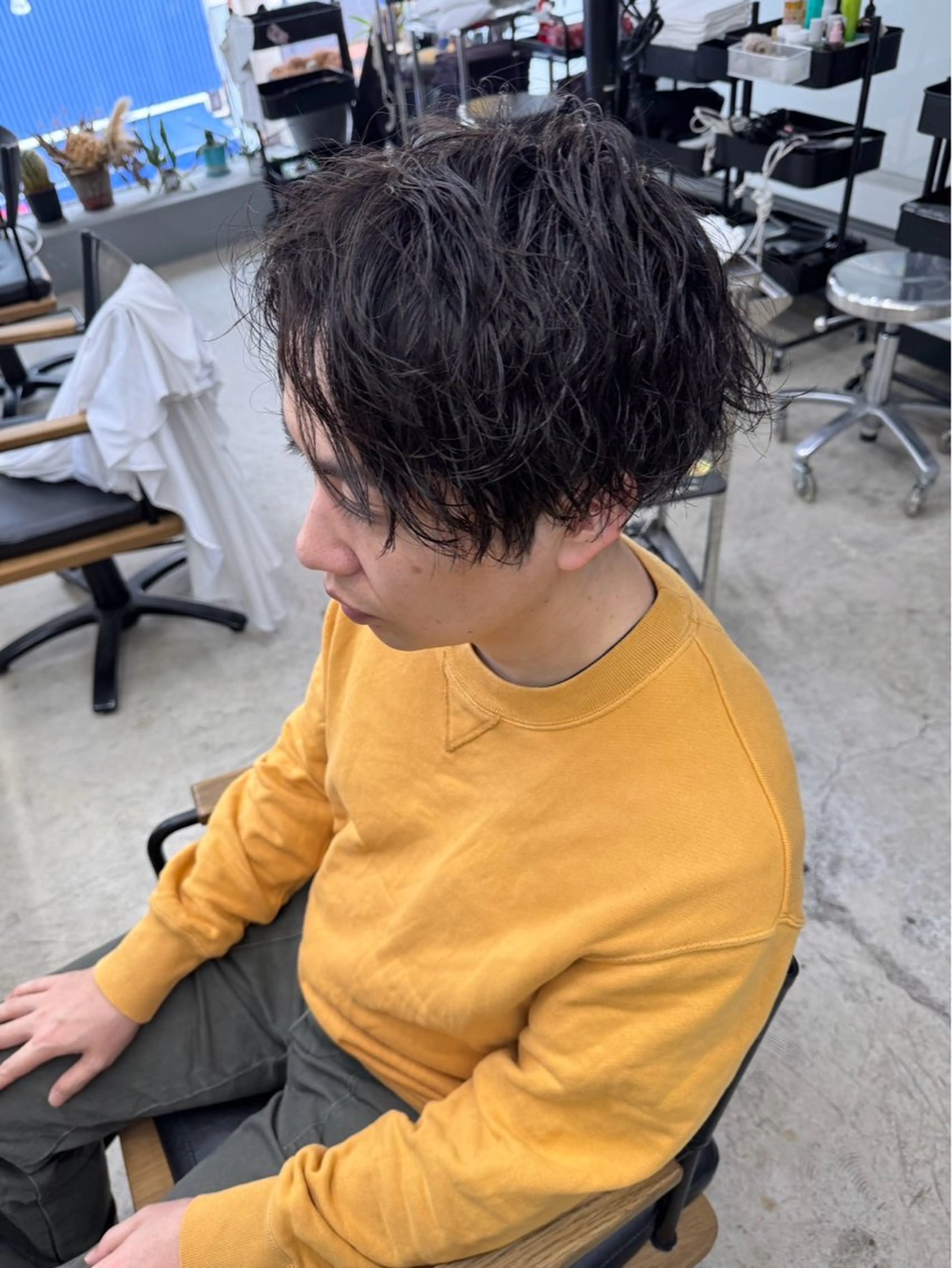 ミディアム パーマ メンズ カット パーマ メンズ専門サロン wokeのヘアスタイル