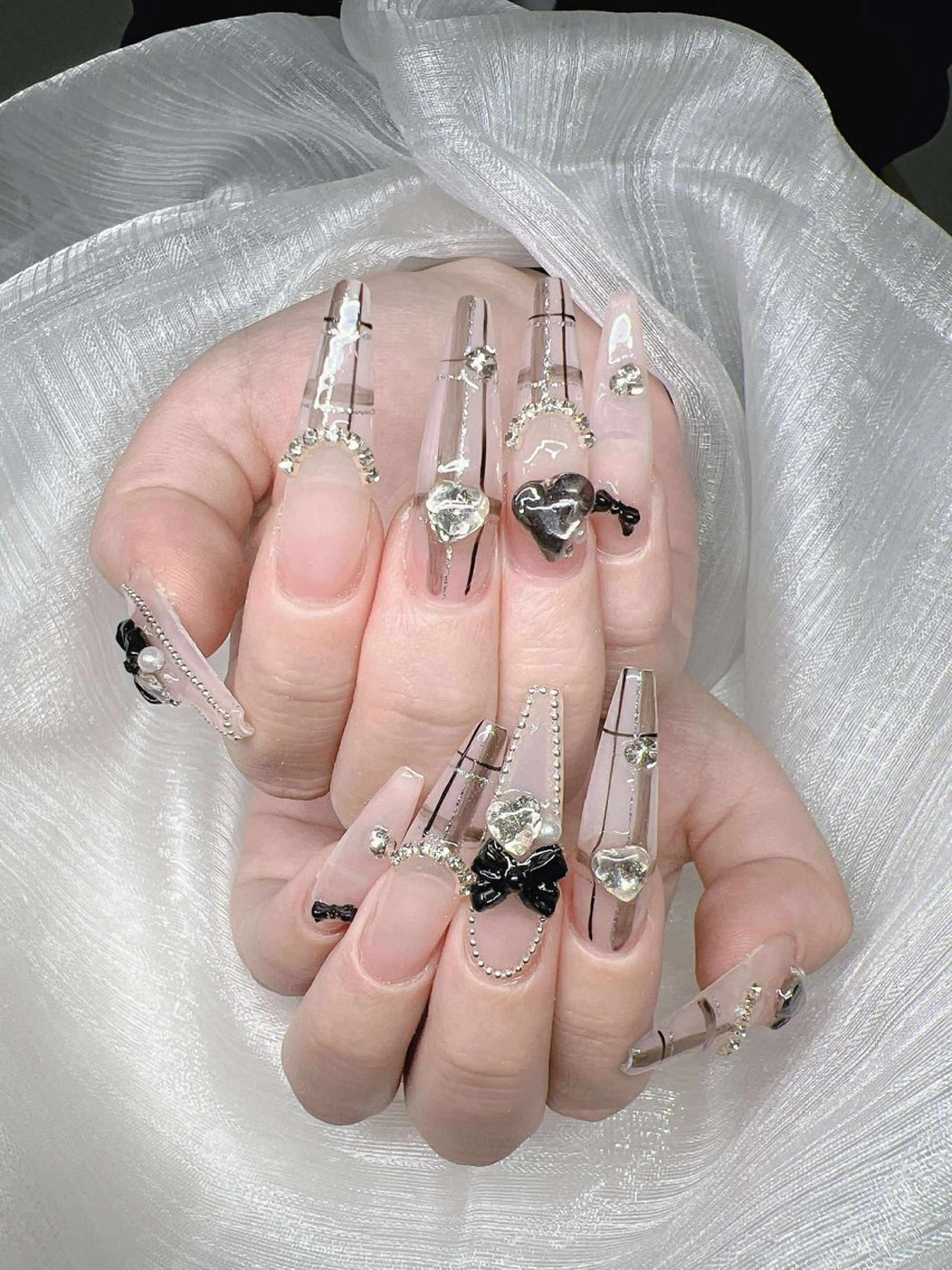 ネイル ハンドネイル Lee Nailsのネイルデザイン