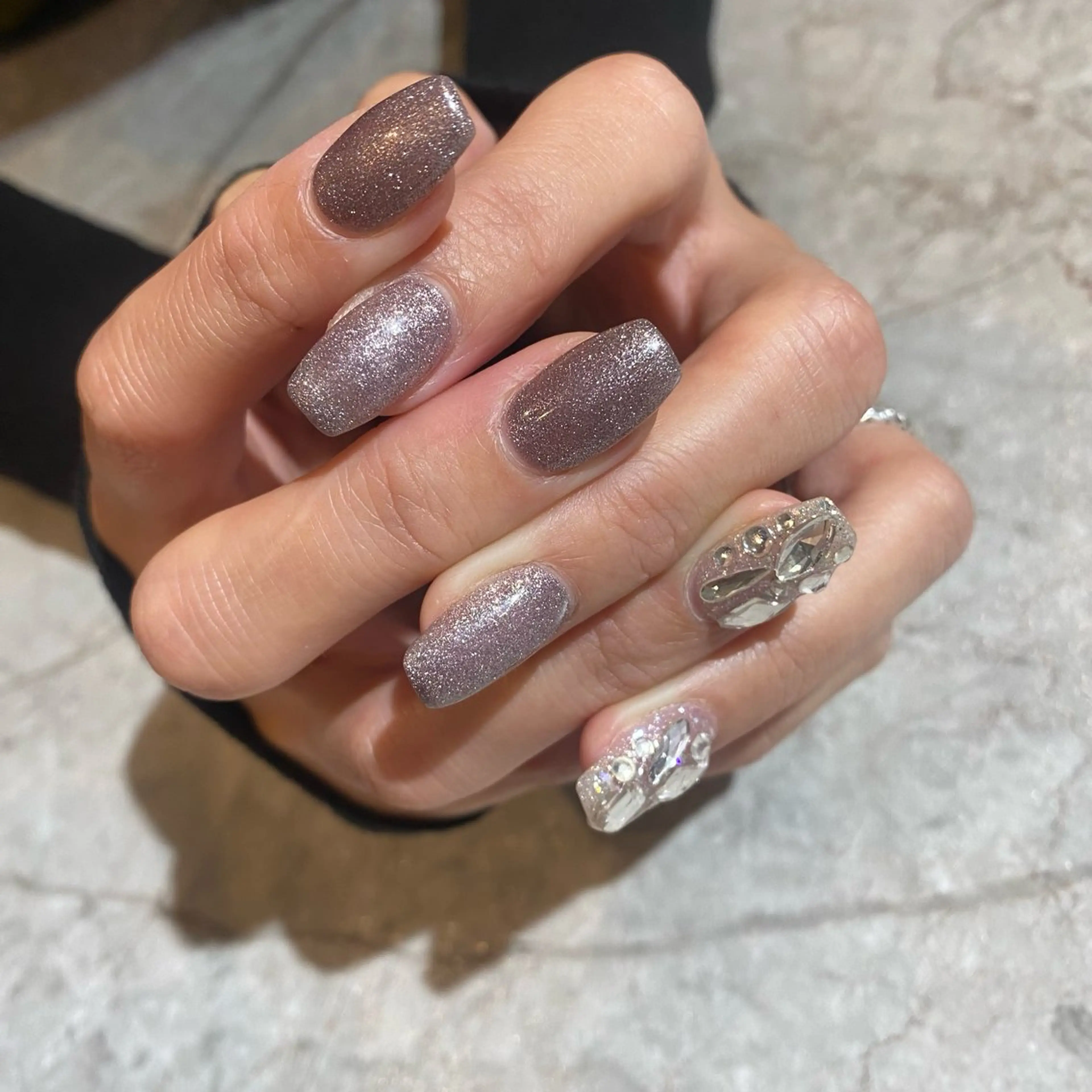 ネイル REINA W【今福鶴見店】のネイルデザイン