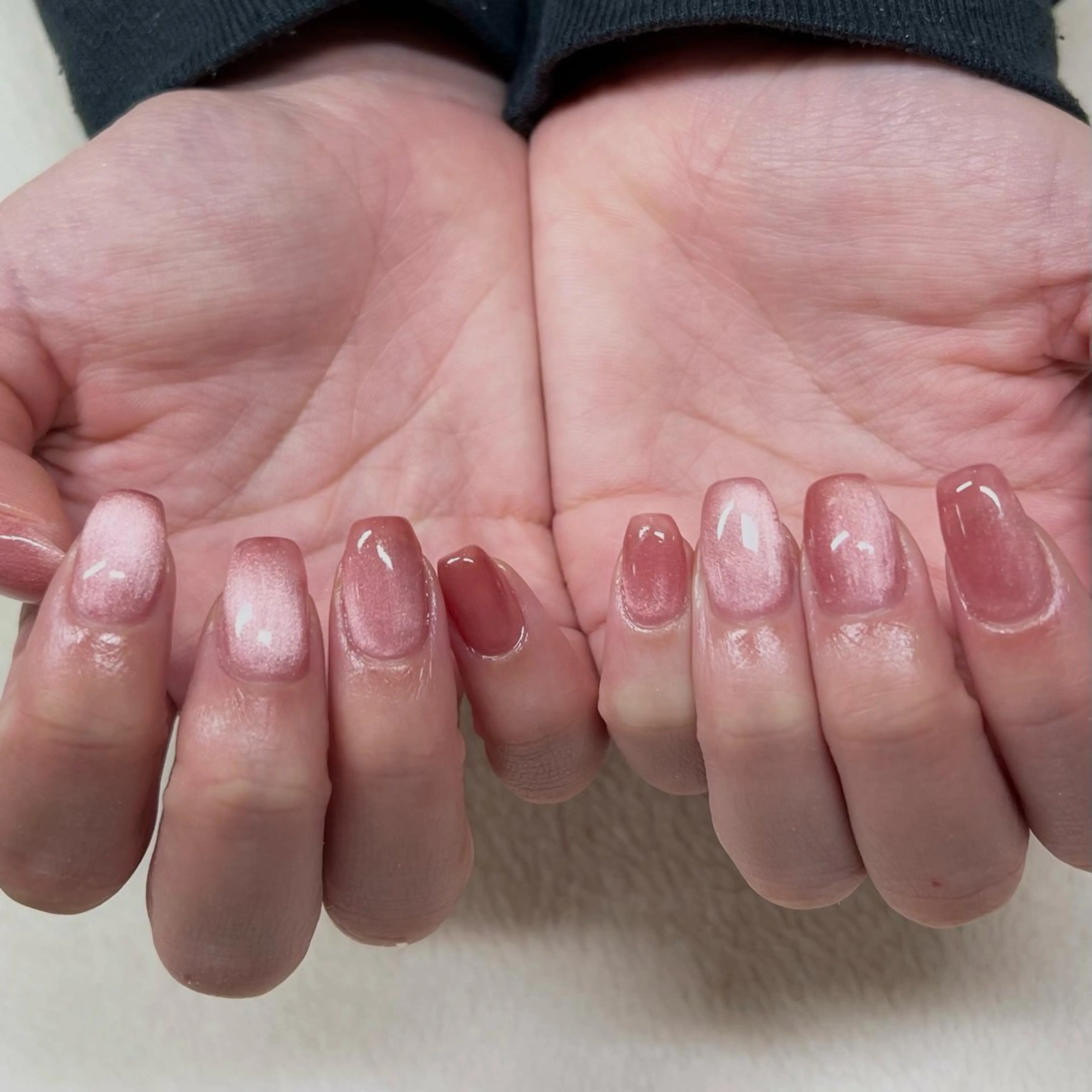 ネイル ハンドネイル ふる〜る所属・鈴木 彩加のマツエク・マツパデザイン