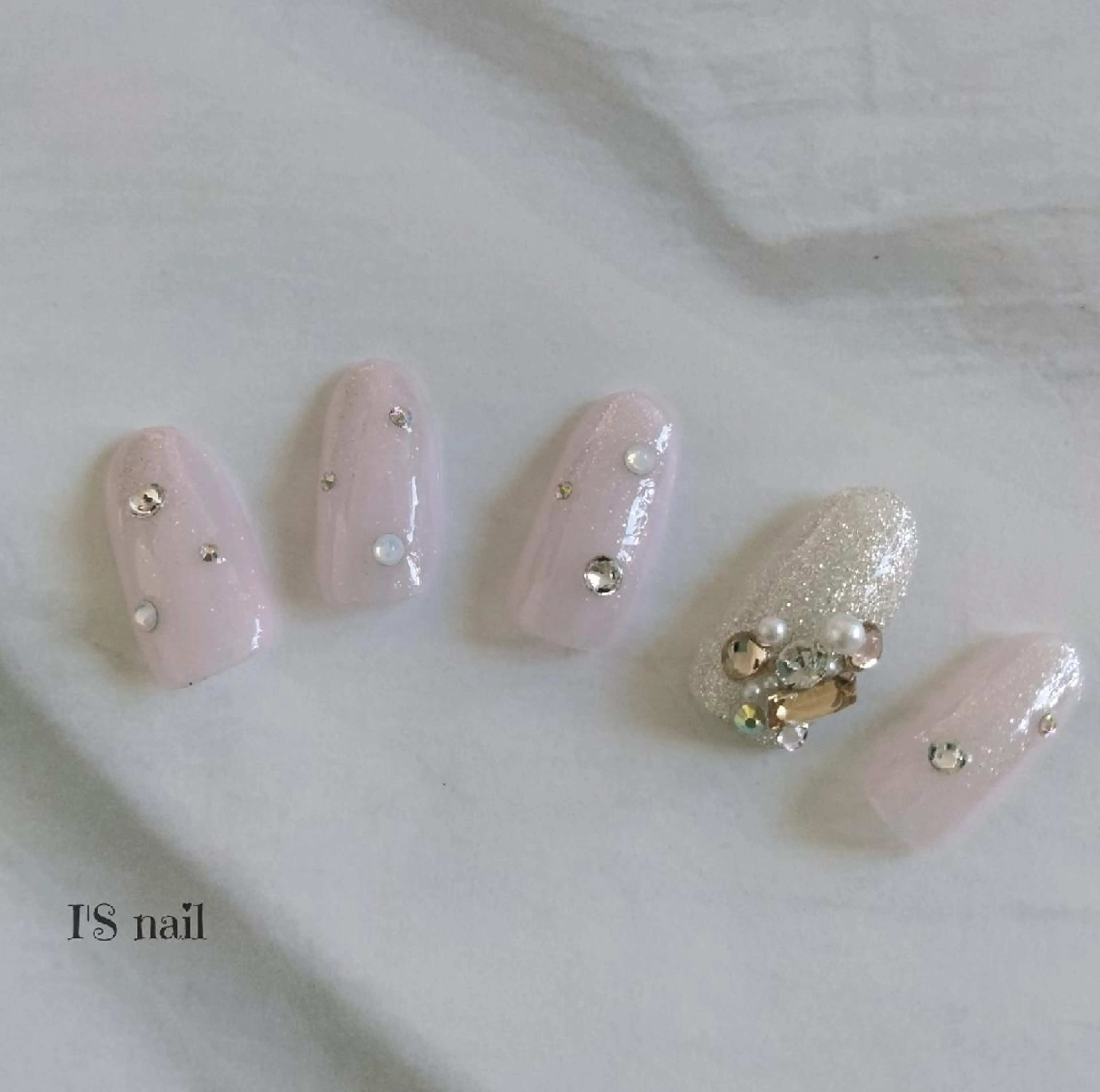 ネイル ワンホンネイル I'S nail 佐野のネイルデザイン