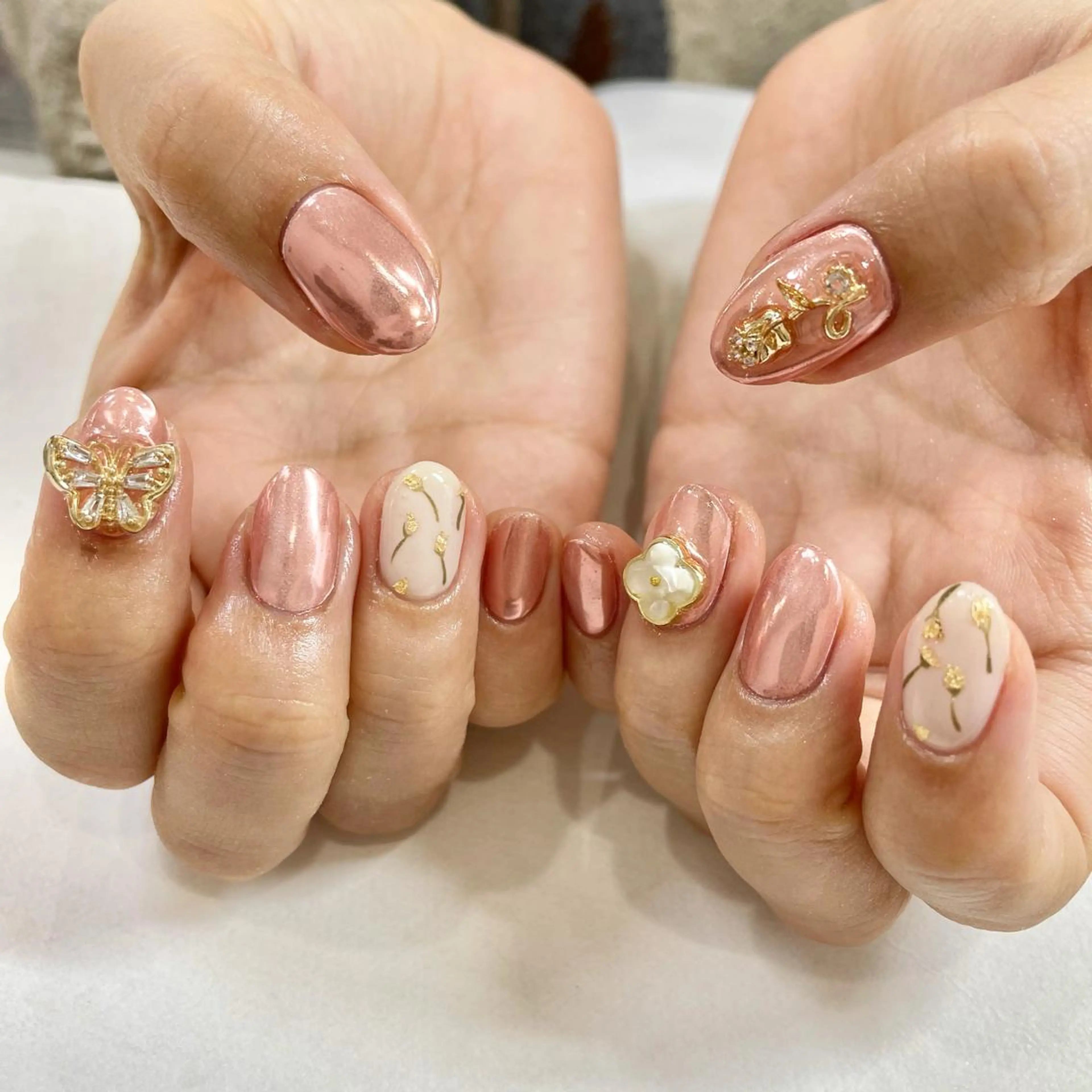 ネイル ミラーネイル ピンク ハンドネイル フットネイル 🎀AYAKO 🎀中韓ネイルのネイルデザイン