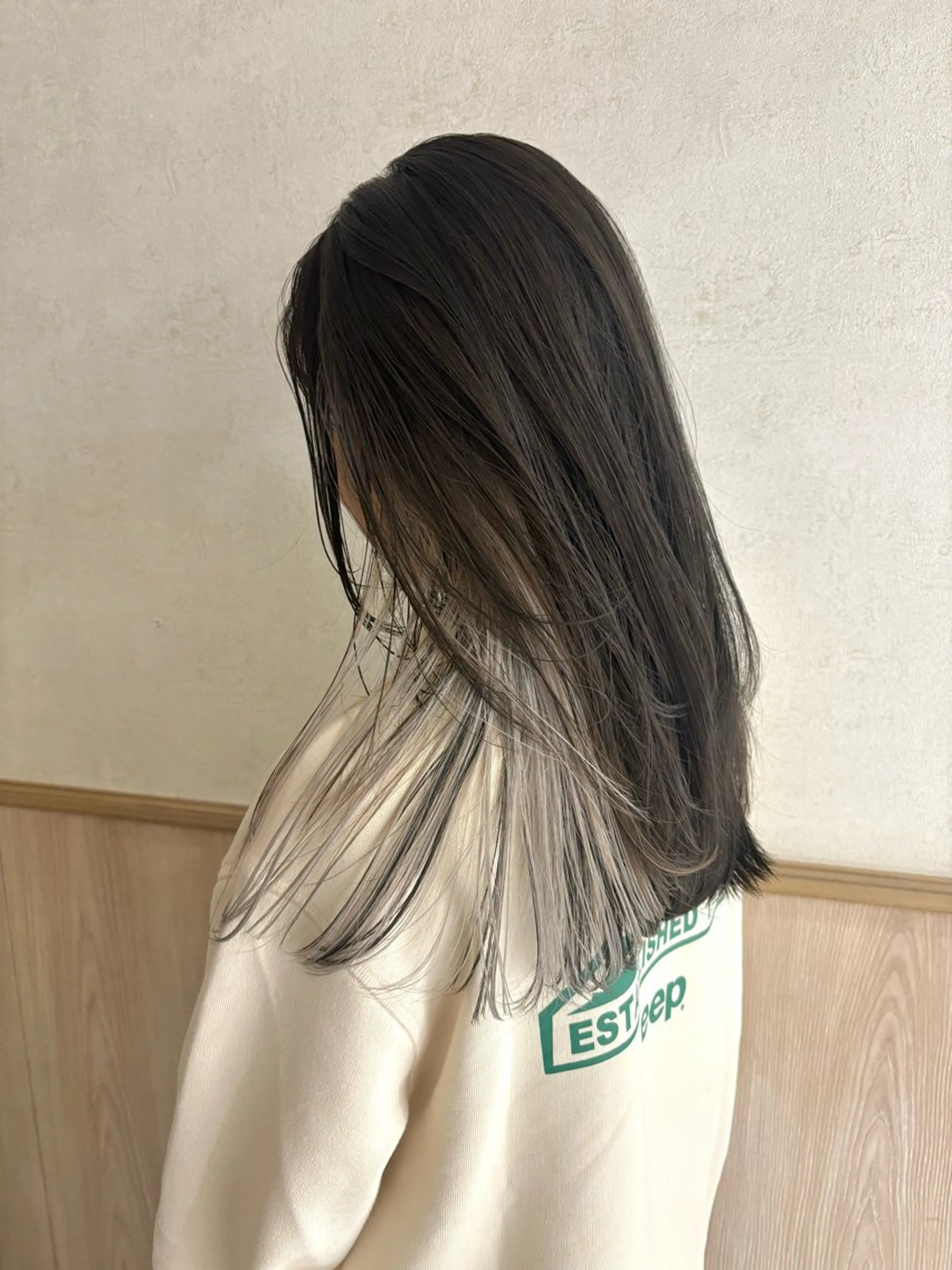 ロング カラー izumi/ ボブ/パーマのヘアスタイル