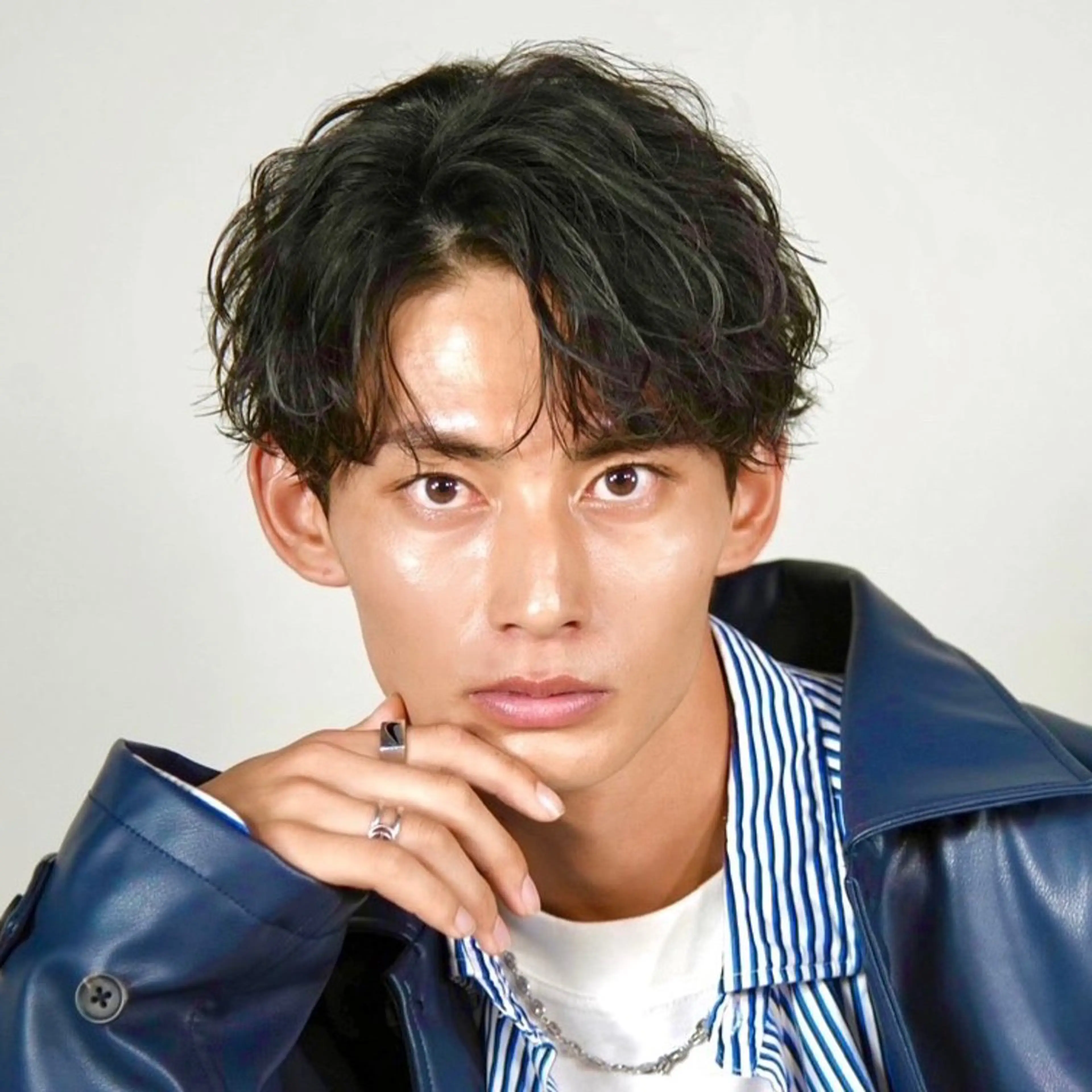 新規平日限定 🔥ご新規様限定価格🔥メンズカット➕デザインパーマ➕トリートメント🌀の写真