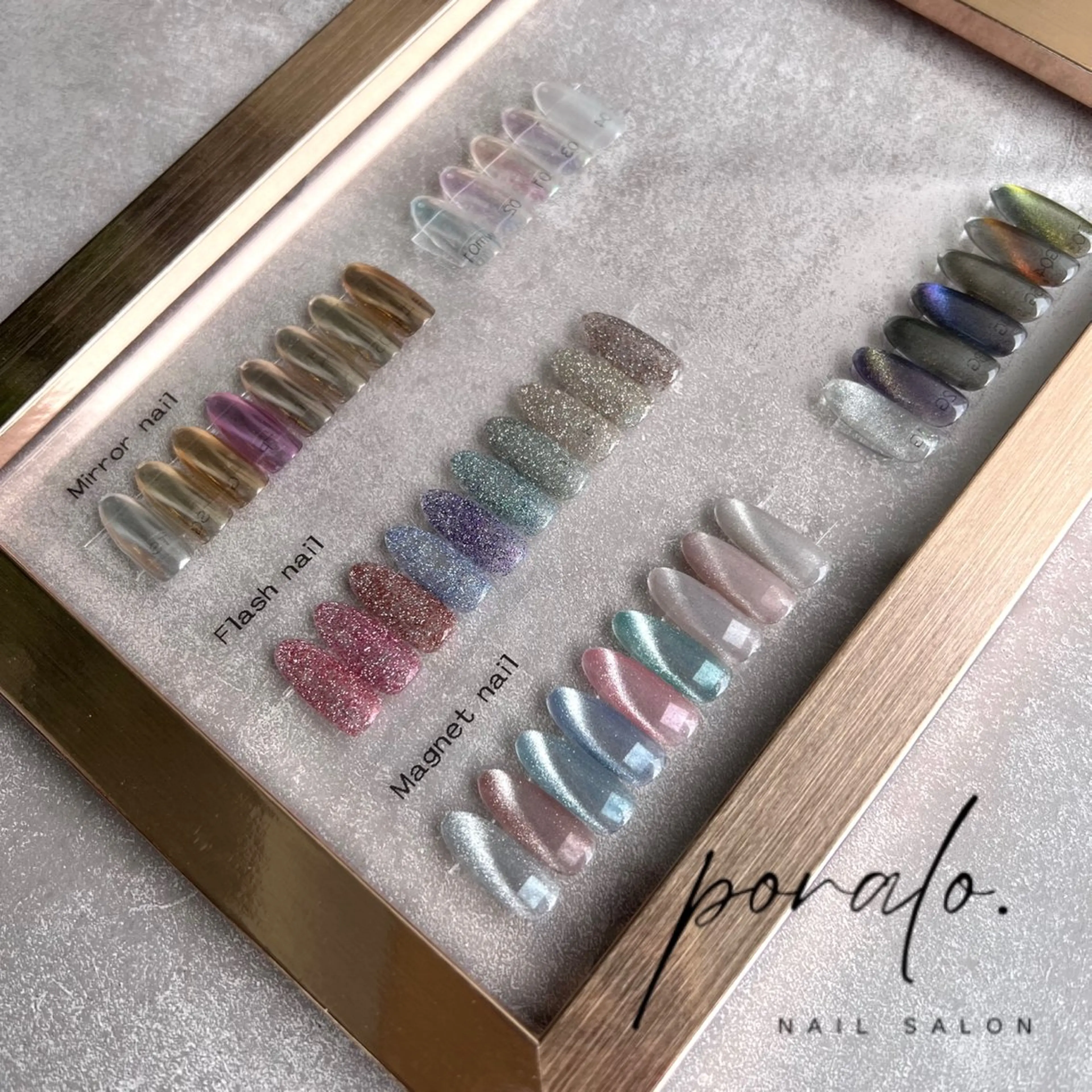 オフあり☆マグネット・フラッシュネイルの写真