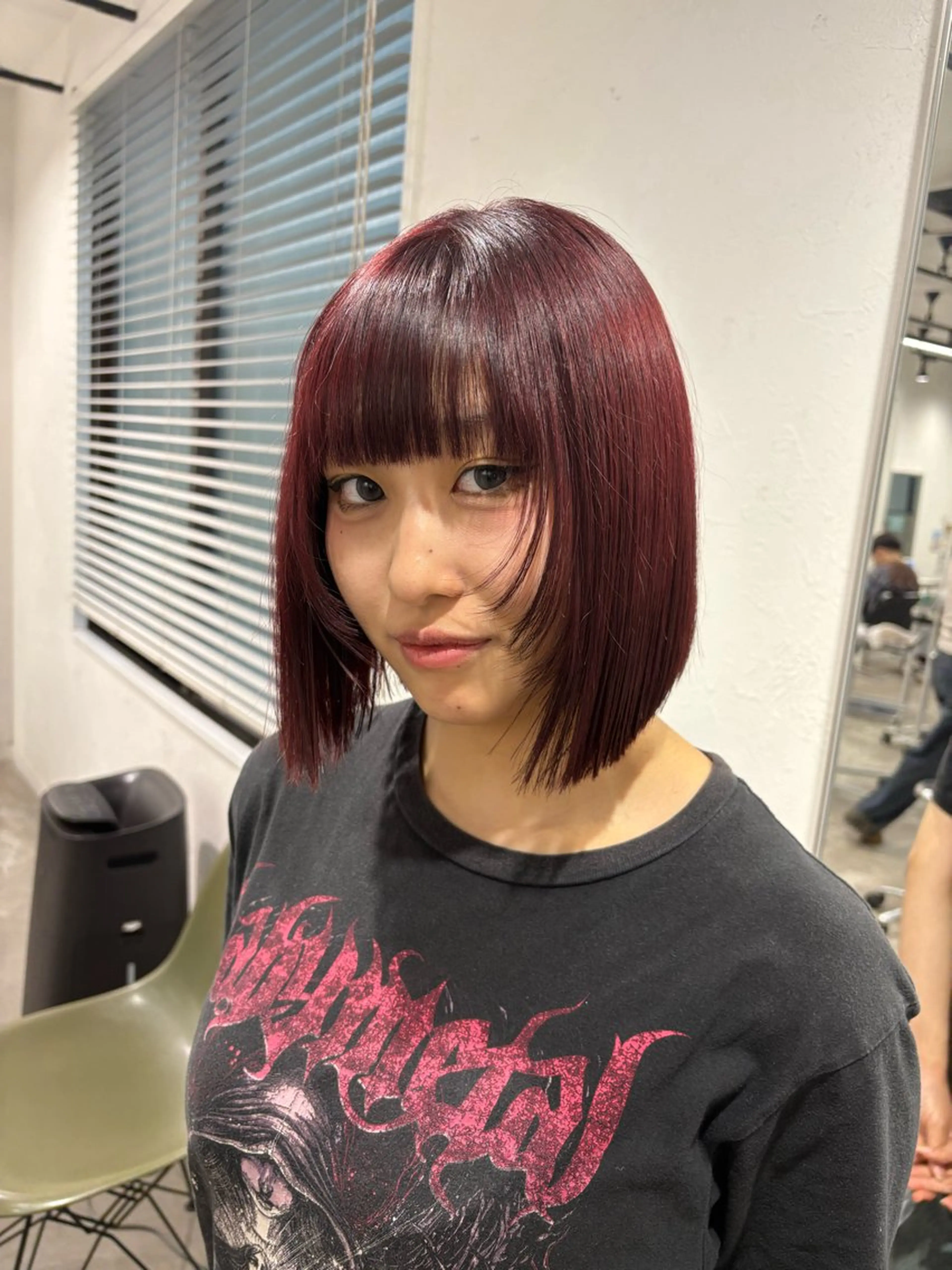 ミディアム カット ヘアカラー 艶カラー/レイヤー /メンズ/マツエクのヘアスタイル