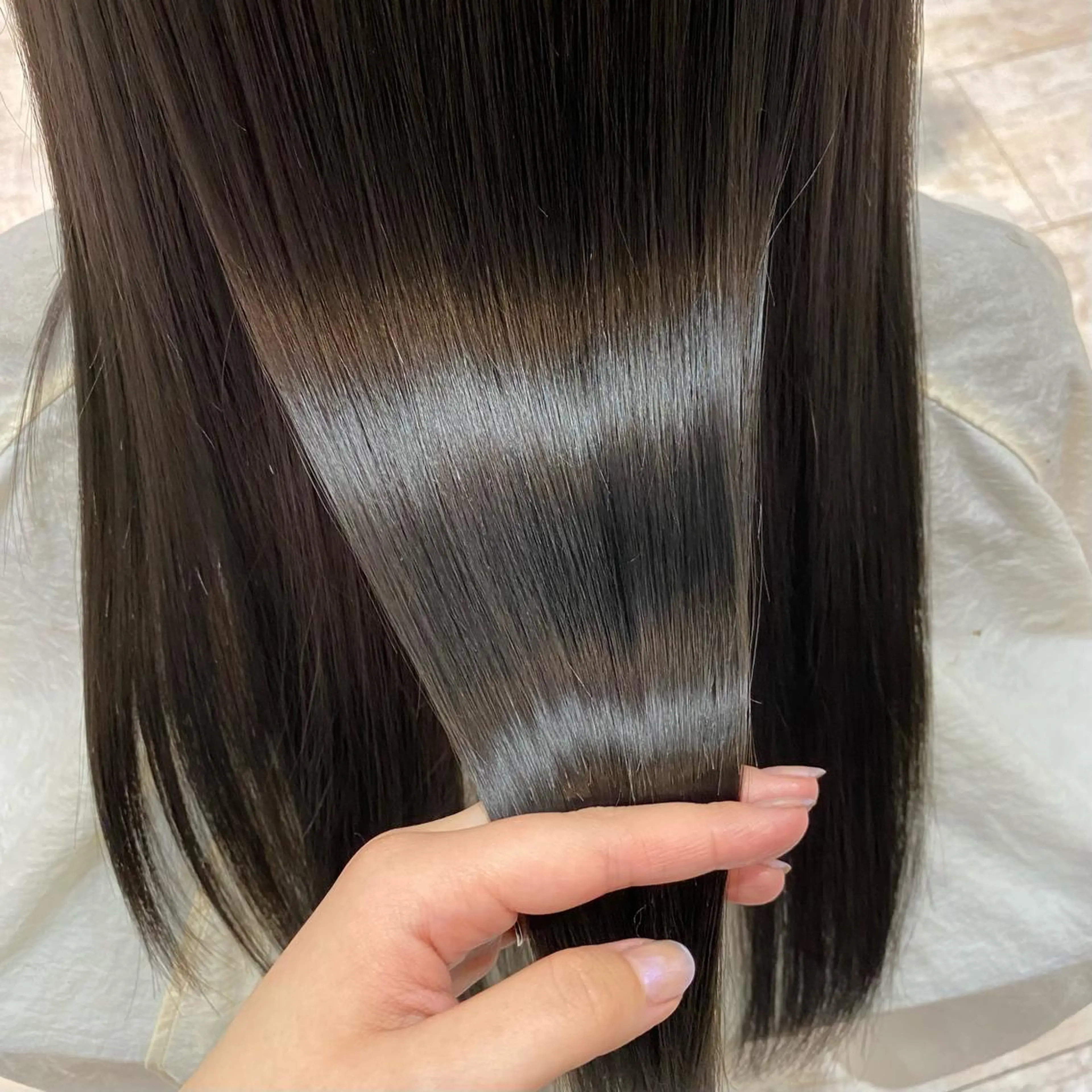 ロング カラー カット ヘアカラー トリートメント 🫧透け感⋆艶髪💎 山口アヤカのヘアスタイル