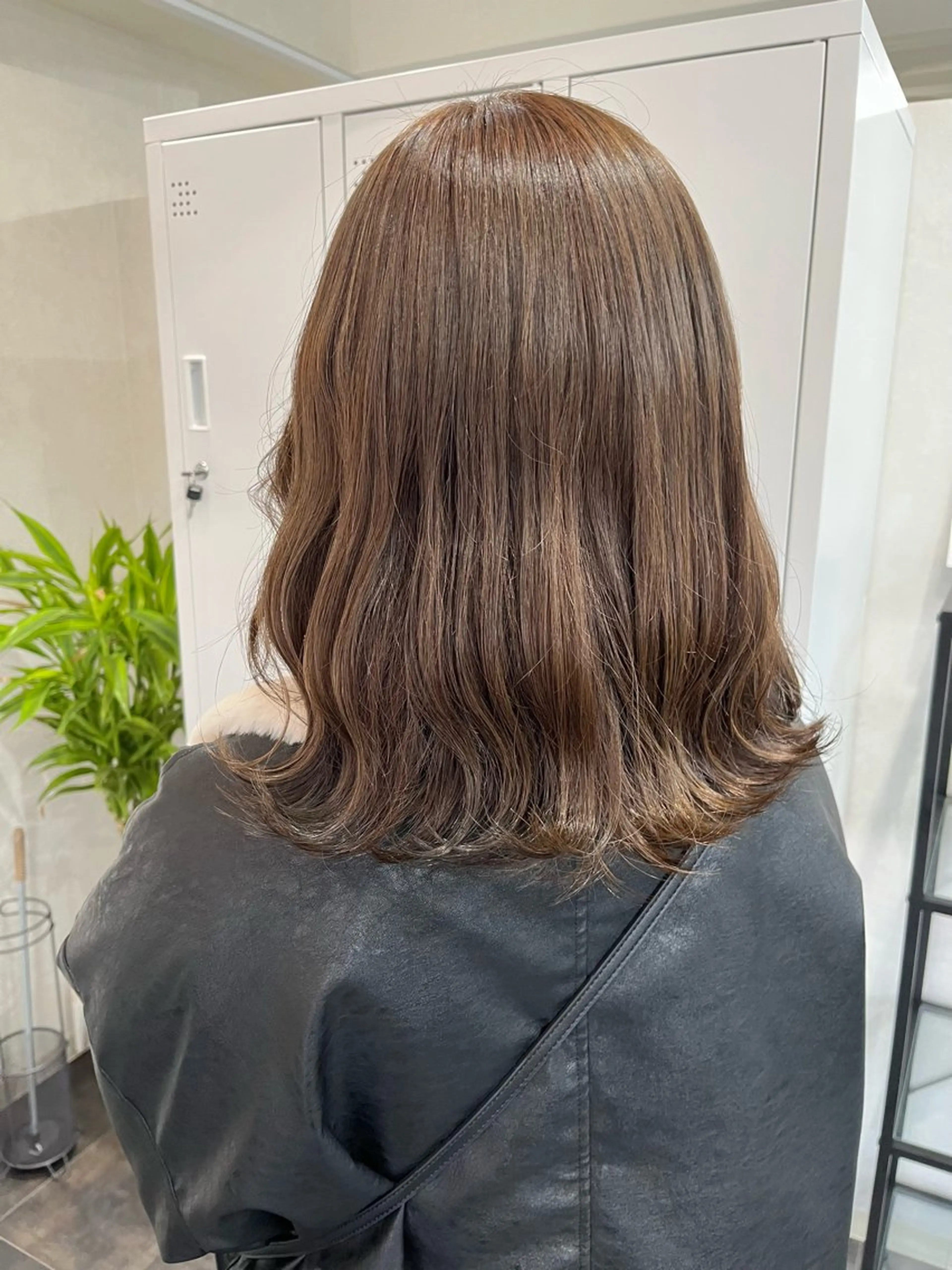 セミロング カラー ヘアカラー FERIA あべの yumeho🍭のヘアスタイル