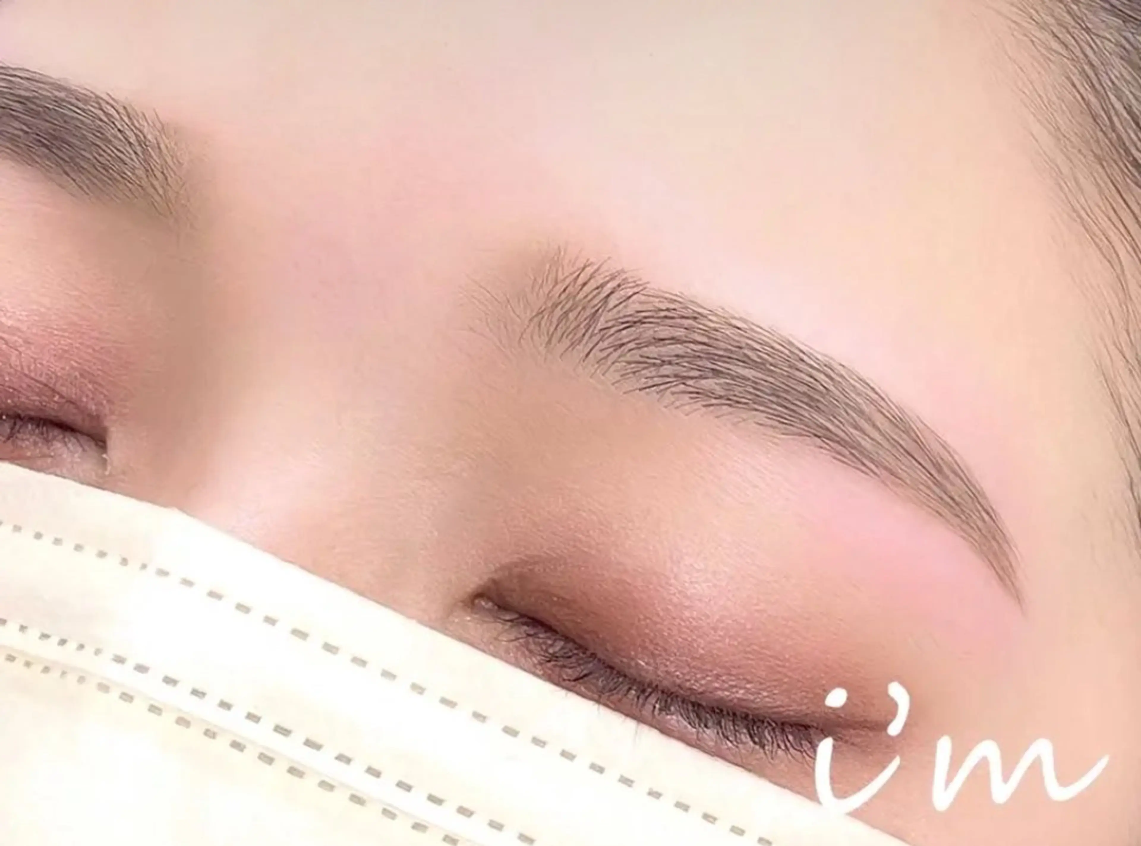 アイブロウ トレンド眉🌈✨ Una(ウナ)の眉毛・アイブロウイメージ