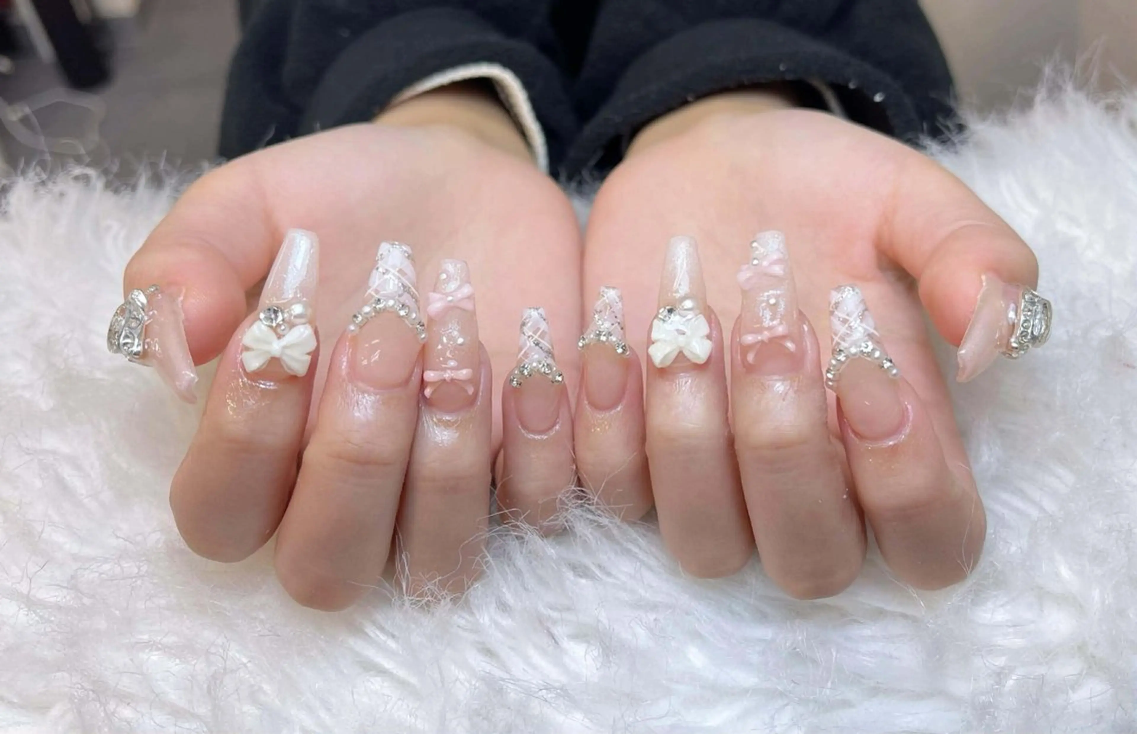 ネイル アートネイル 成人式 ジェルネイル ニュアンスネイル 夏ネイル ハンドネイル Nie Nail Shinokuboのネイルデザイン