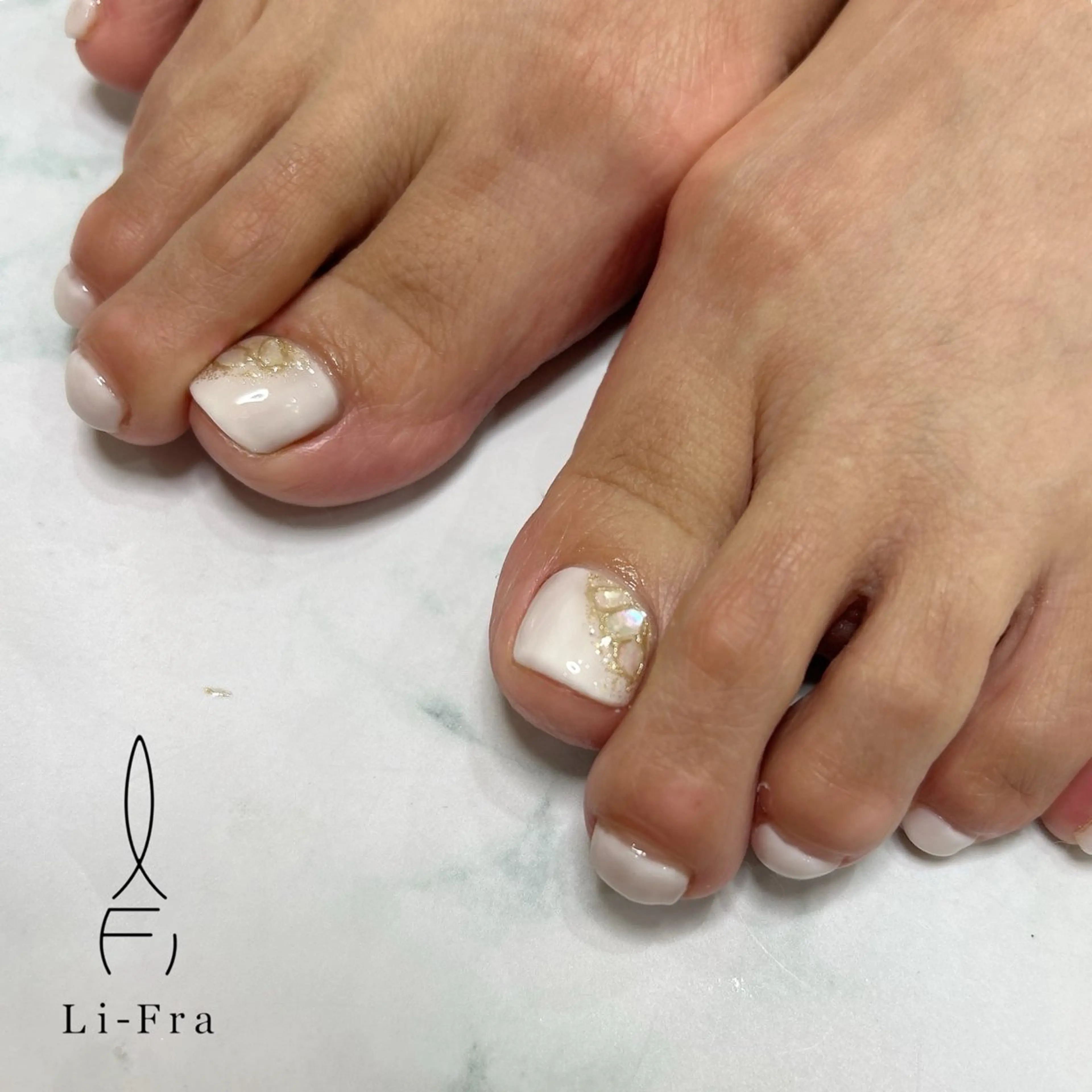 ネイル フットネイル lifra MANAKAのネイルデザイン