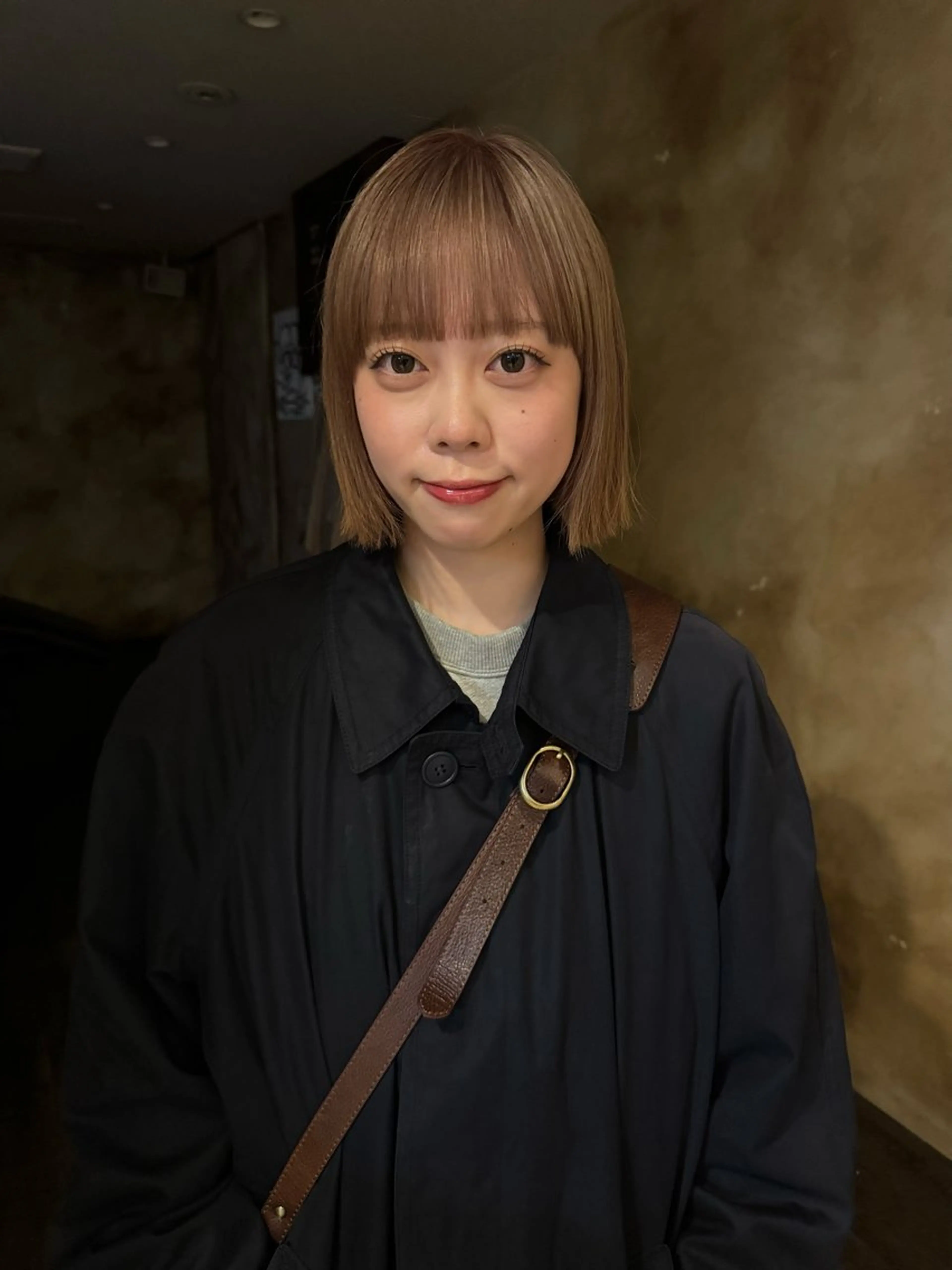 カラー ベージュカラー ブリーチ ミルクティーベージュ ヘアカラー lot Karen / 心斎橋のヘアスタイル