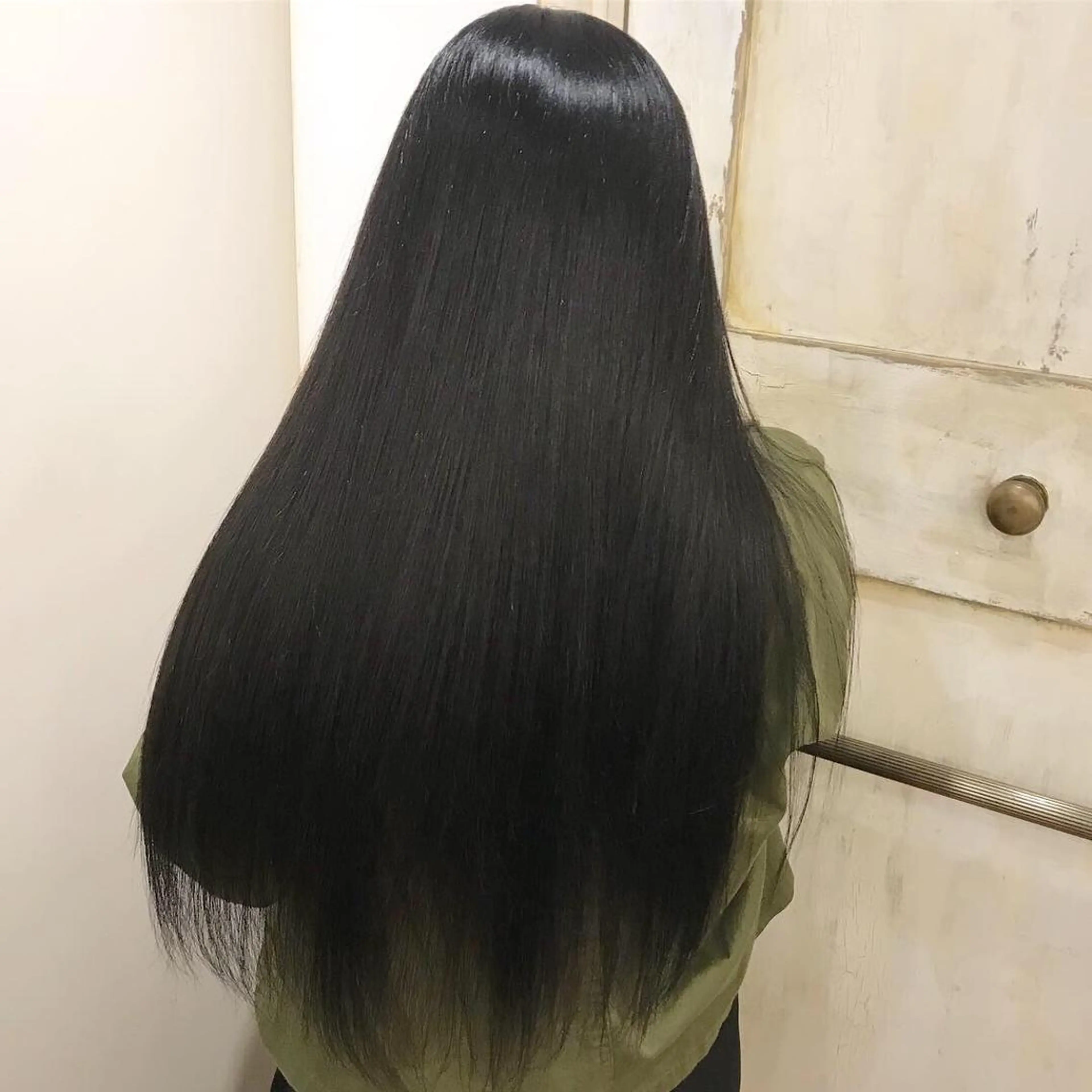 ロング カラー アッシュ 黒髪 トリートメント moon  ticobrae所属・こくしょう れいかのヘアスタイル