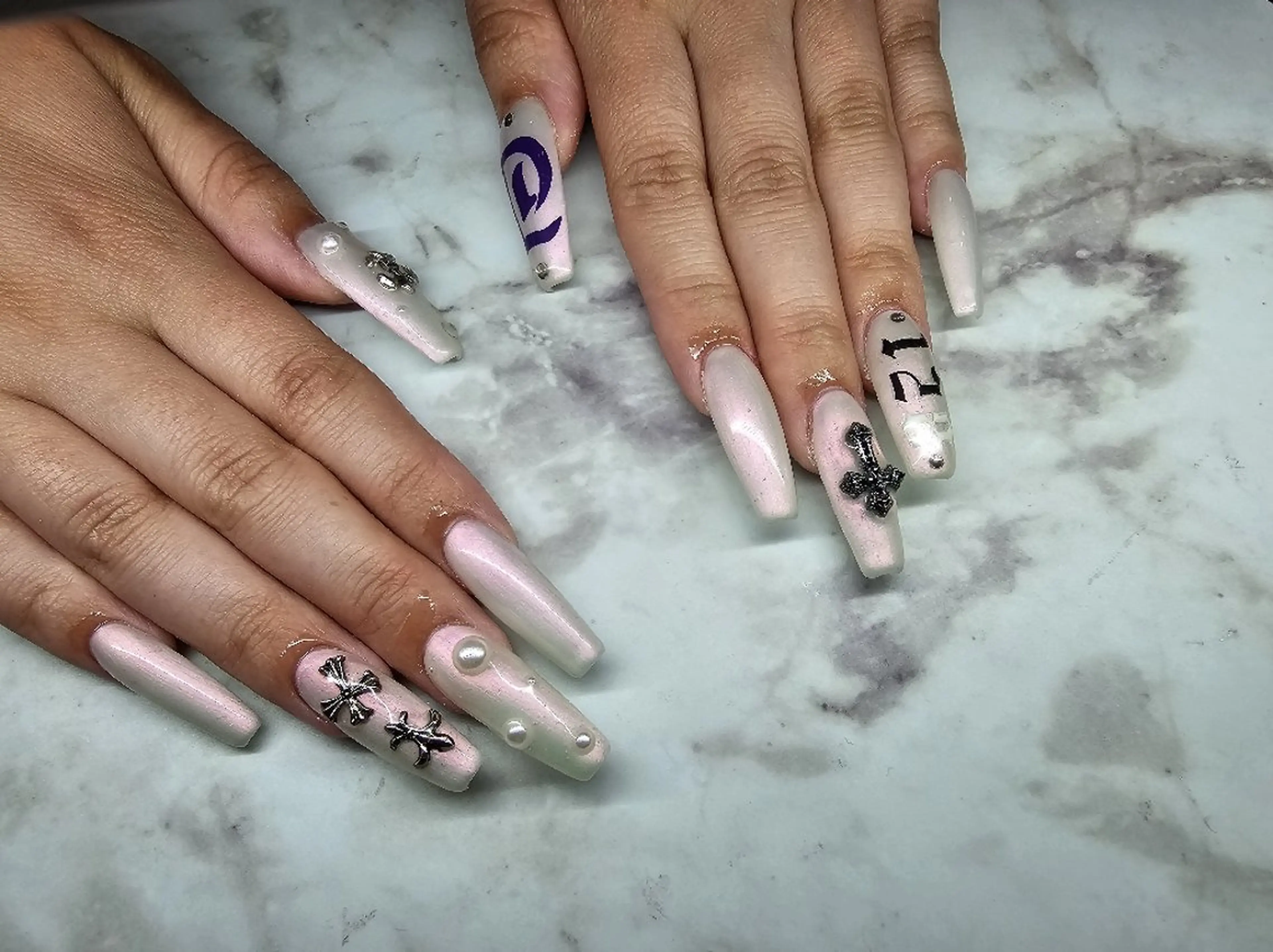 ネイル ハンドネイル My+ Yukaのネイルデザイン