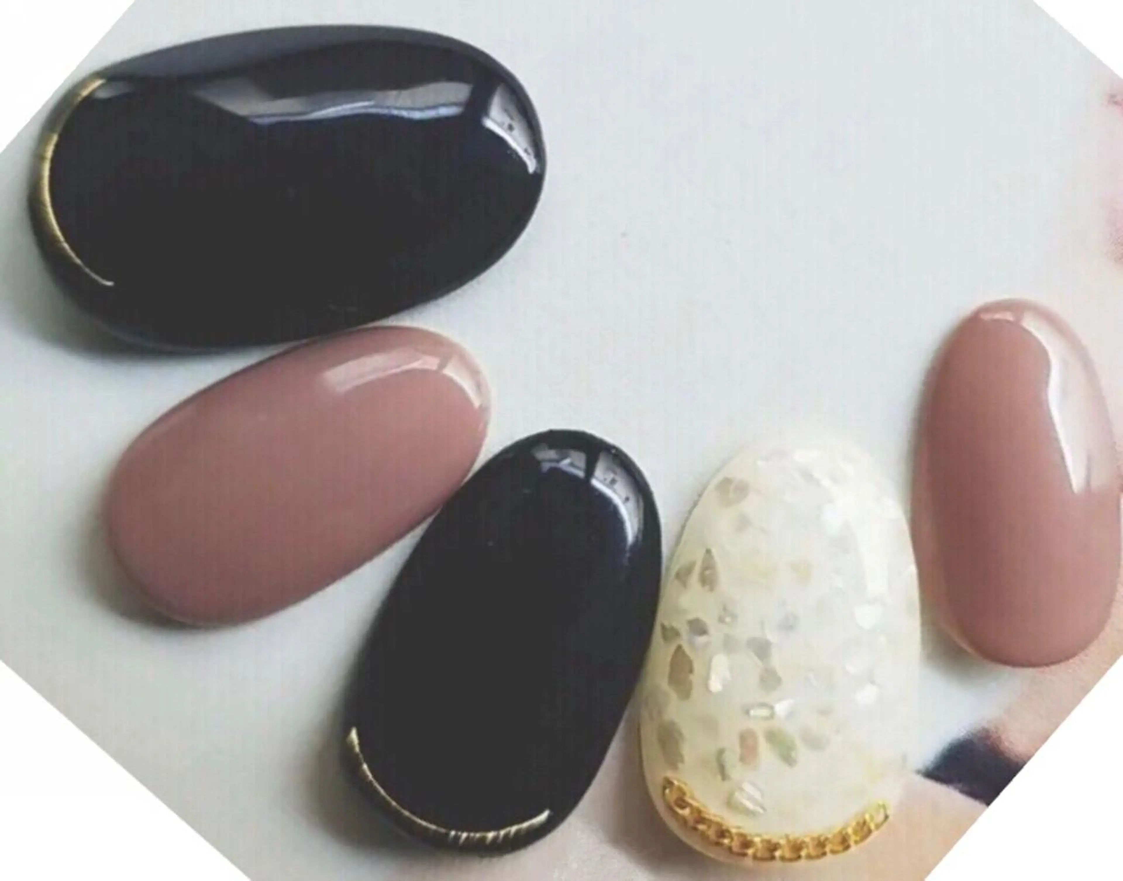 ネイル ハンドネイル ゲン レイカのネイルデザイン