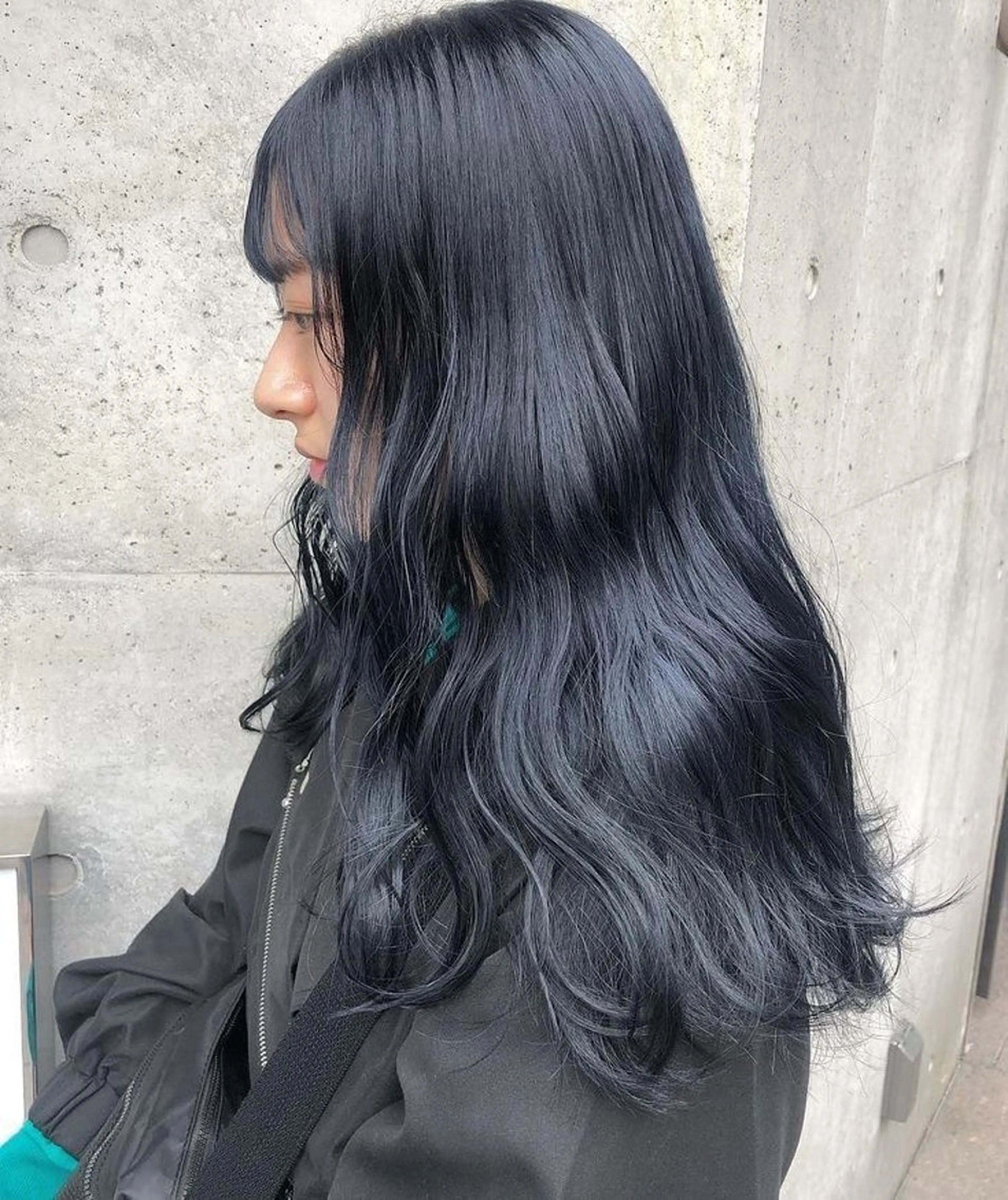 🖤💙bleachなし寒色W color💙🖤の写真