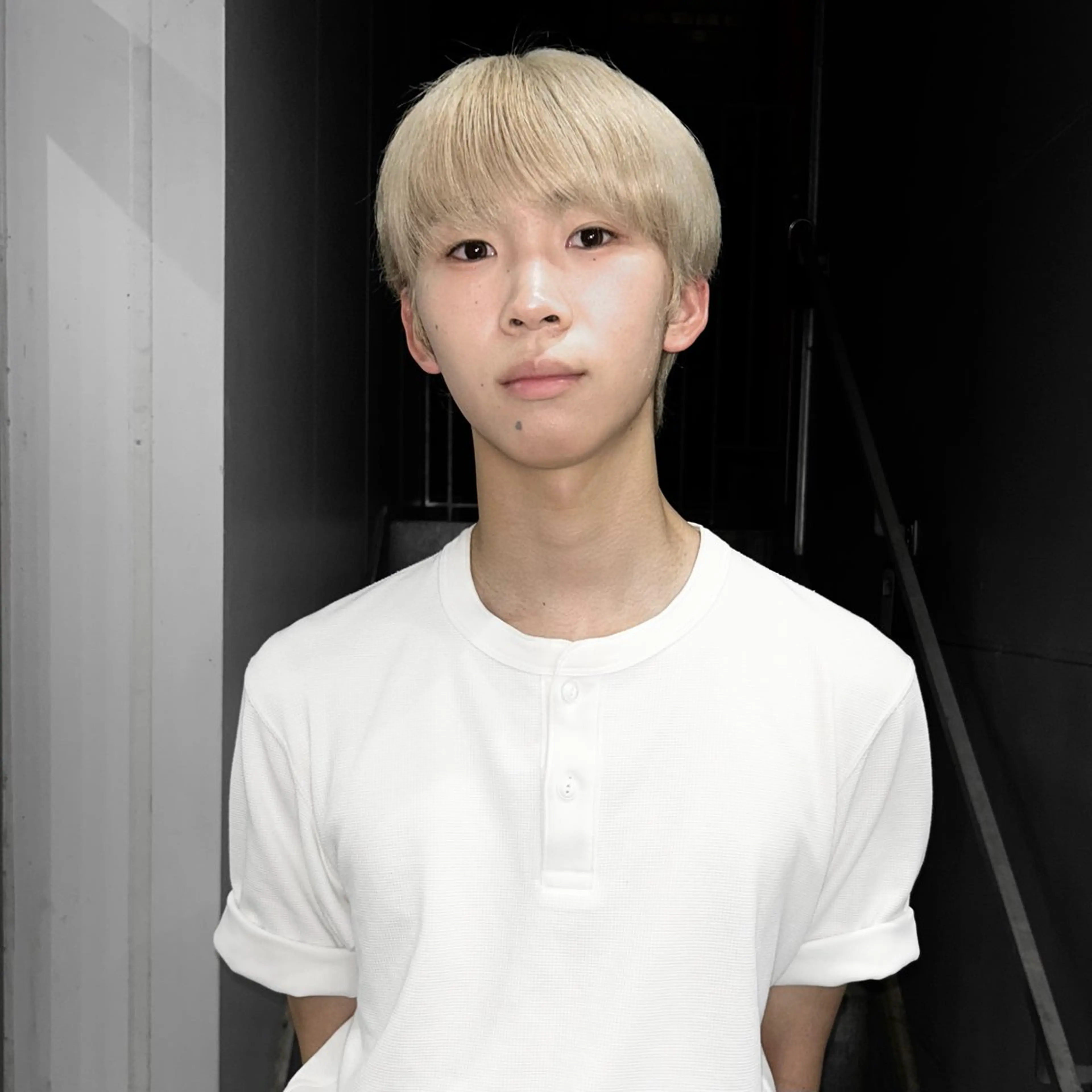 ショート カラー メンズ メンズブリーチ メンズハイトーン ブリーチ ブロンド ハイトーンカラー cope’u ROWEN所属・🪽デザインカラー/ ブリーチ/陽向🪽のヘアスタイル