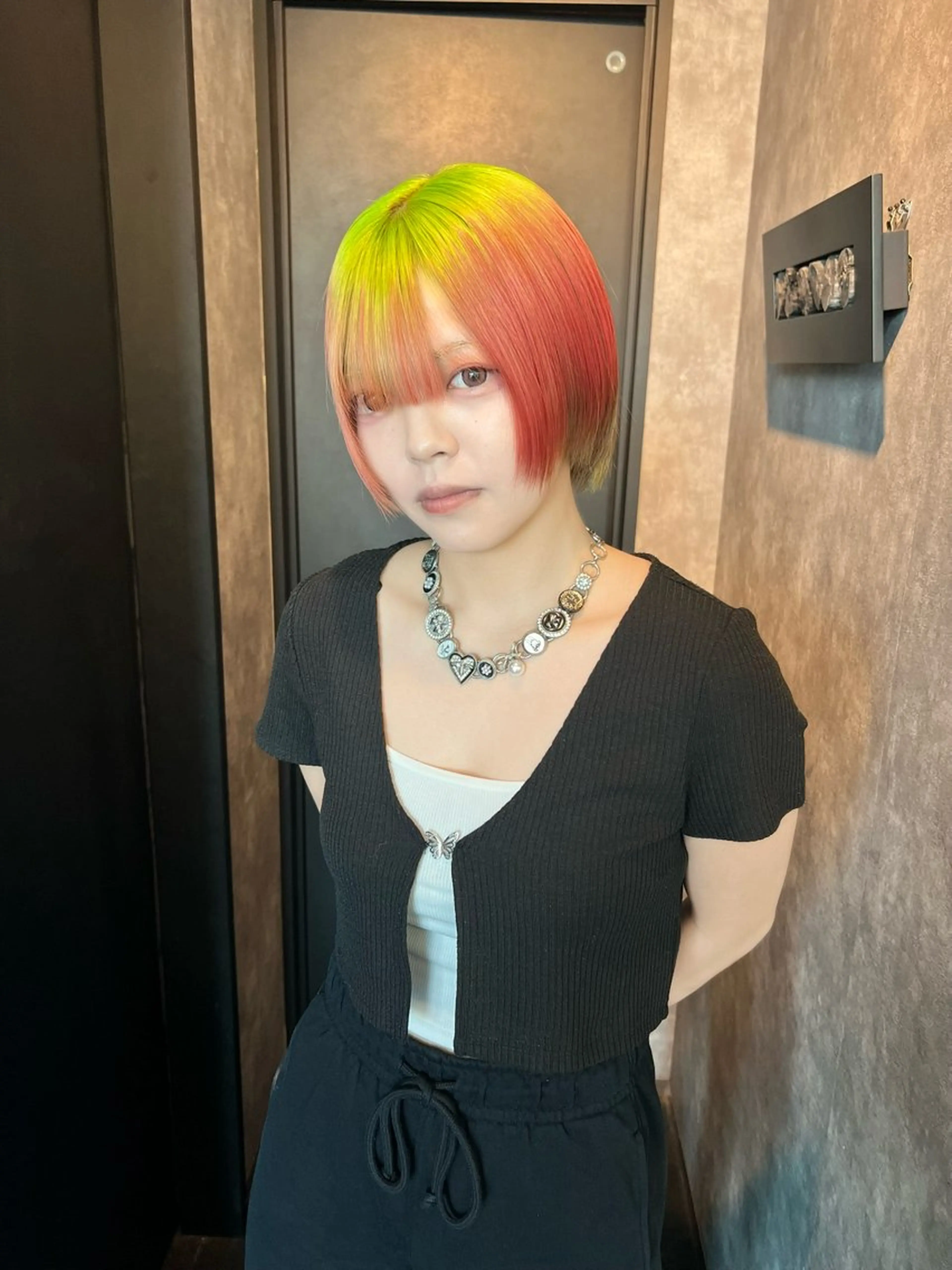 ショート ヘアカラー 山口 真世のヘアスタイル