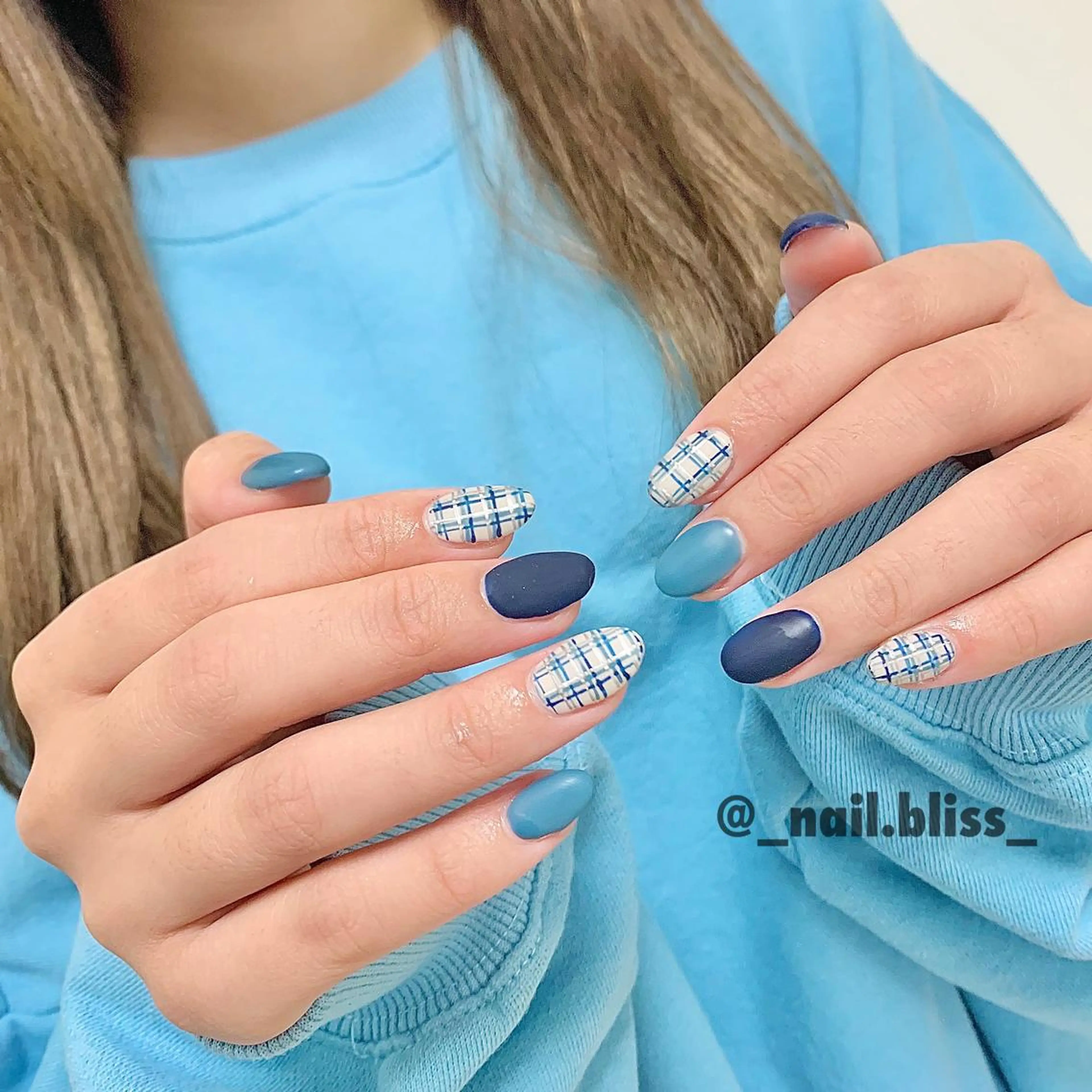 ネイル マットネイル シンプルネイル ハンドネイル NAIL BLISSのネイルデザイン