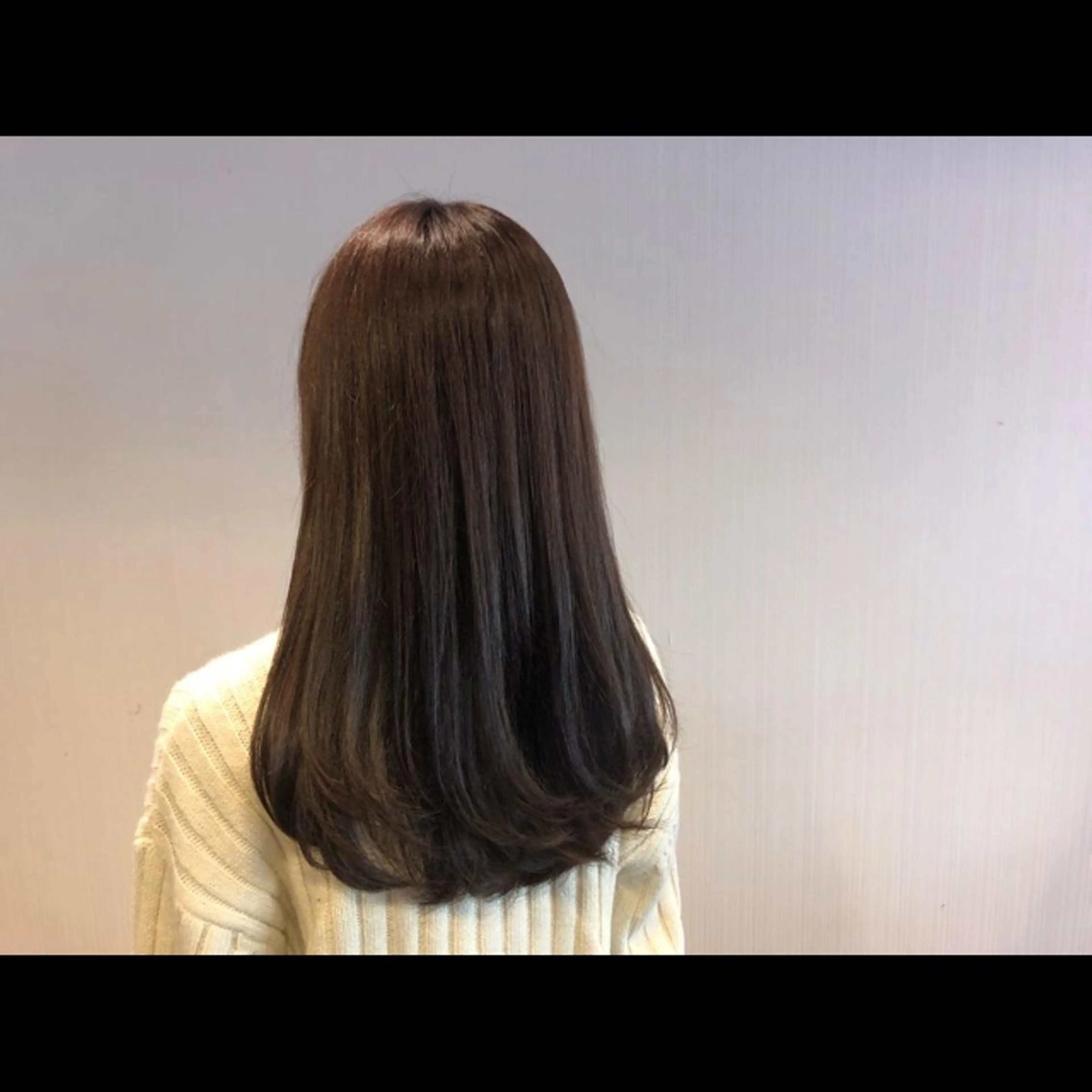 セミロング カラー ヘアアレンジ アッシュ ブラウンカラー moku所属・【mokuオーナー】 ちはるのヘアスタイル