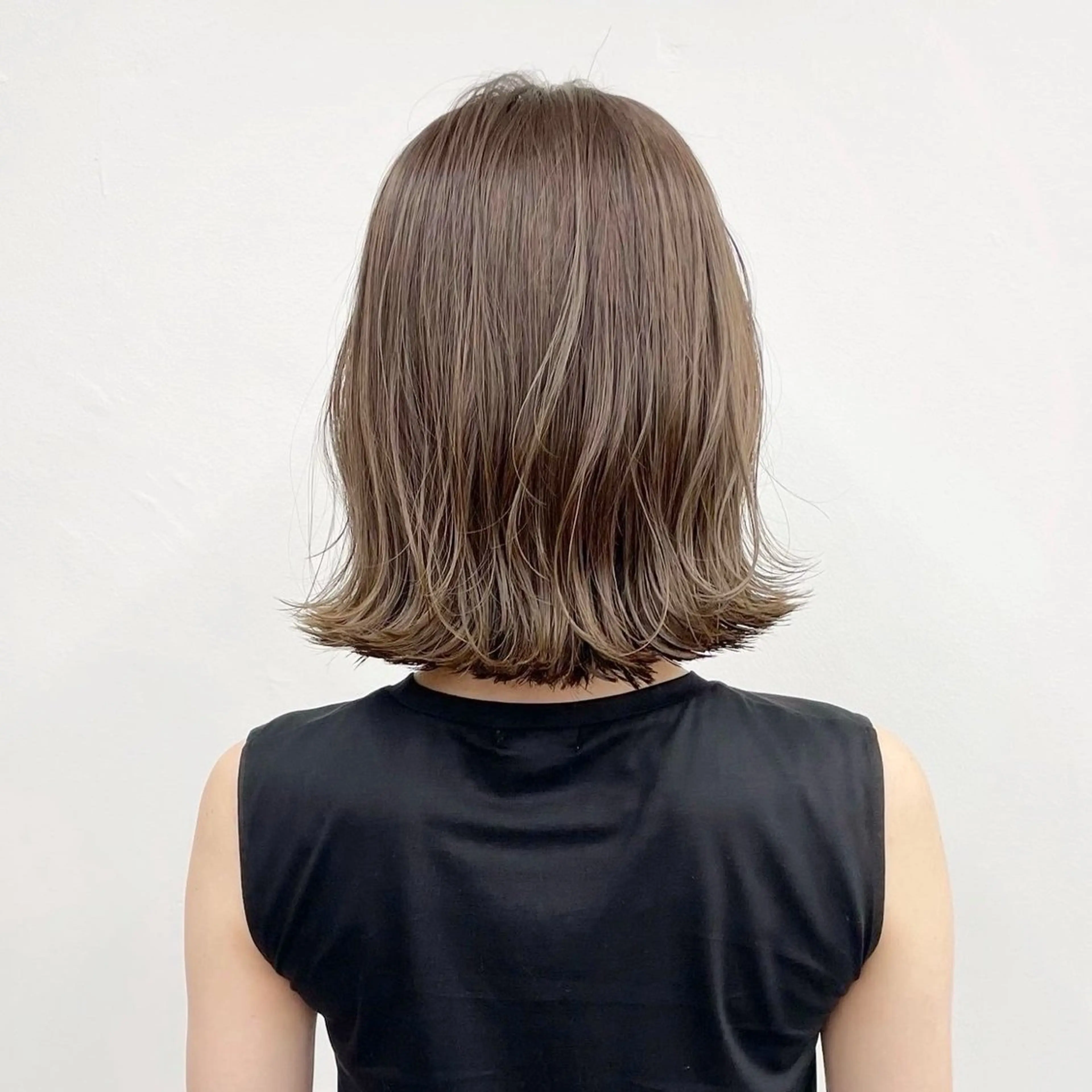 ミディアム カラー 透明感カラー グレージュ ハイライトカラー ボブ くびれヘア カット パーマ ✨メンズ/パーマ/ 三宅 昌太✨のヘアスタイル