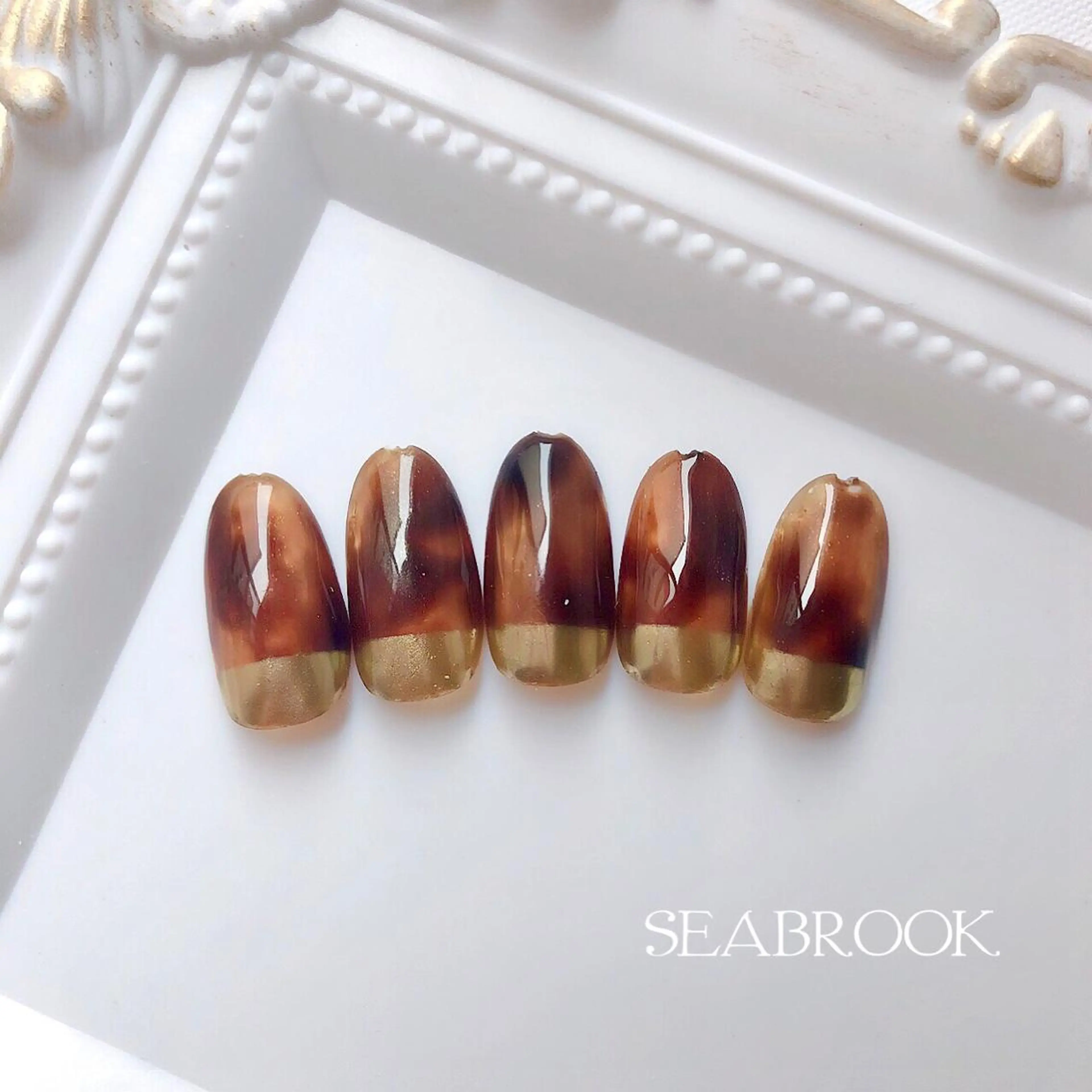 ネイル 鈴木 奈穂子のネイルデザイン