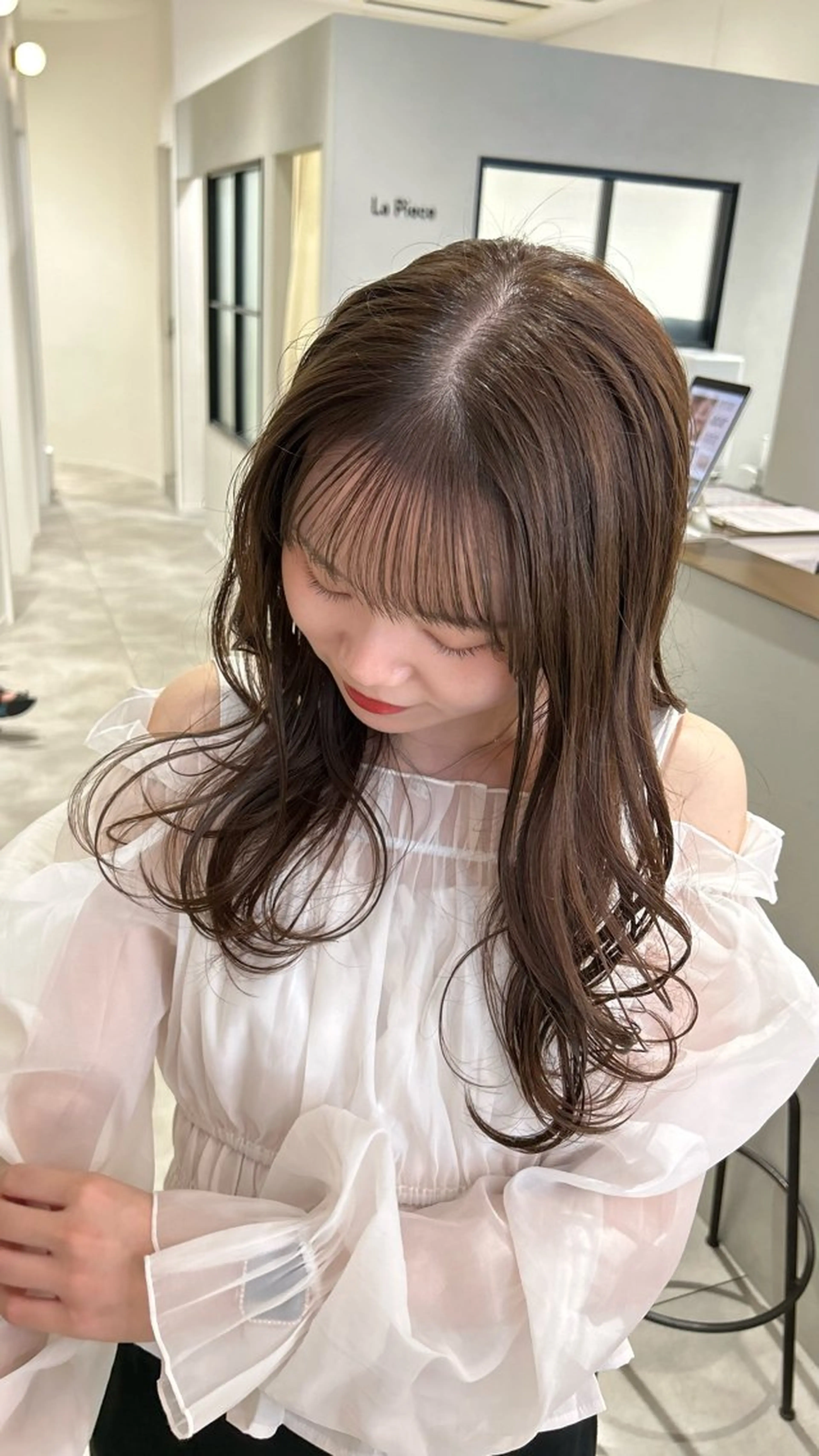 セミロング カラー ブリーチ 透明感カラー ブリーチなしカラー カット ヘアカラー オリーブベージュ/ ブリーチなし透明感のヘアスタイル