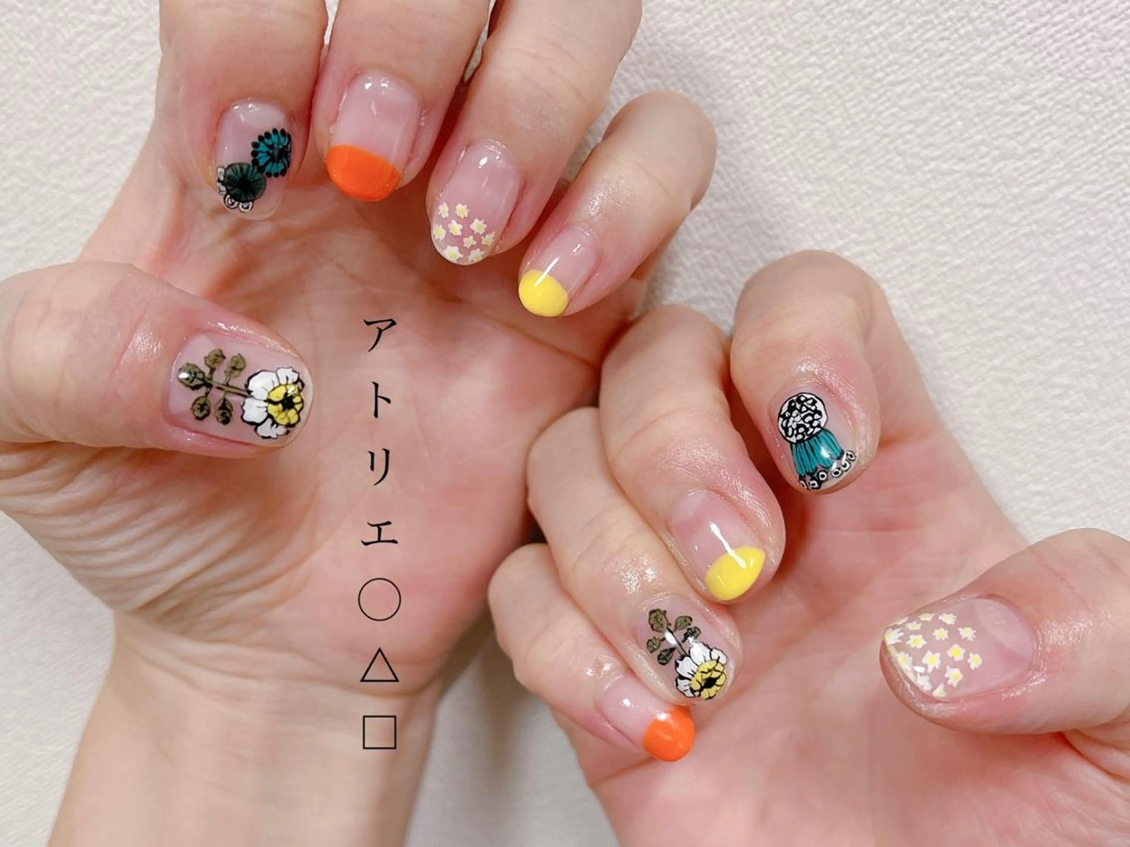ネイル アートネイル ハンドネイル アトリエ ○△□のネイルデザイン