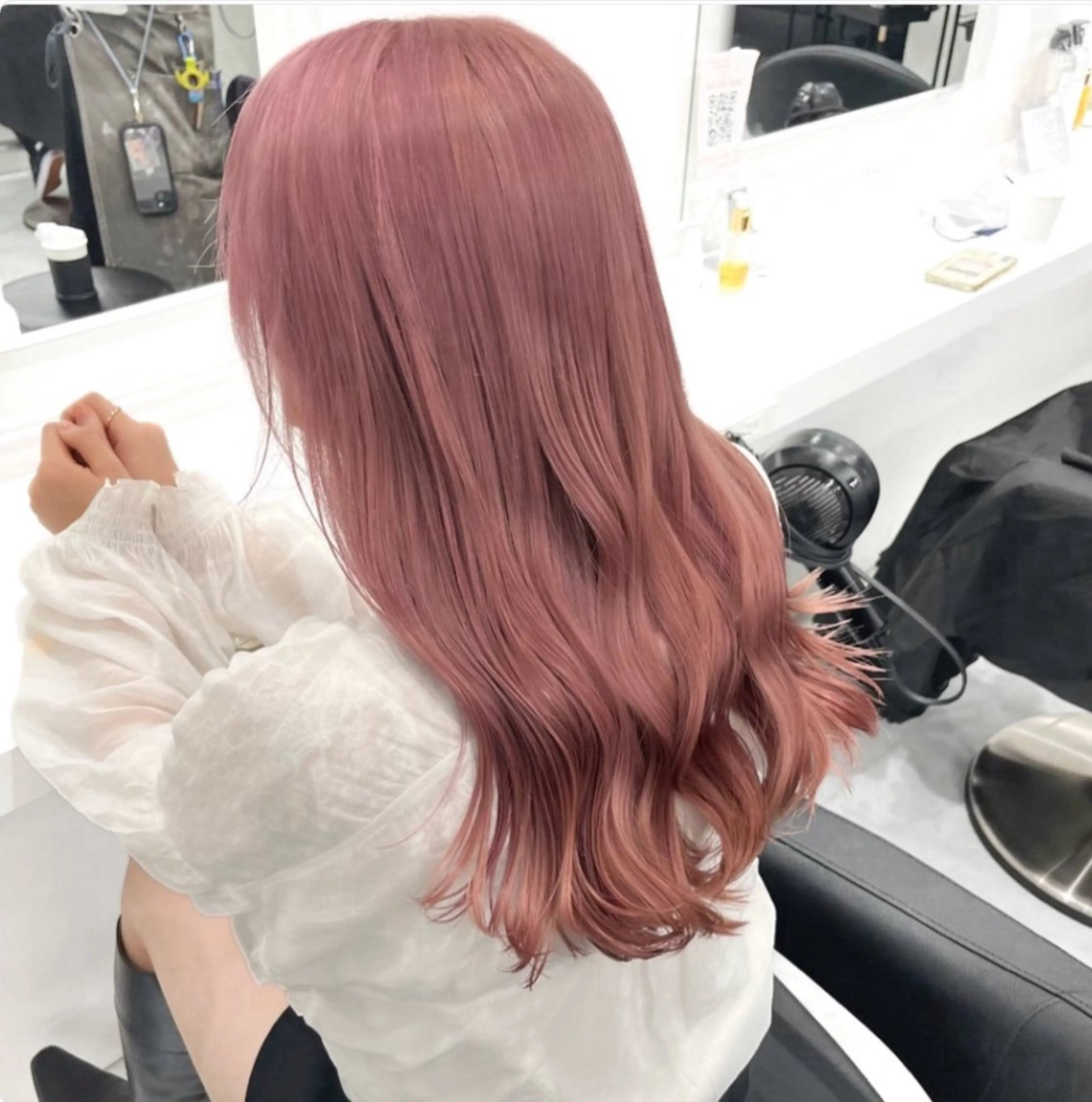ロング カラー 🫧うる艶トレンド 🫧透明感カラーのヘアスタイル