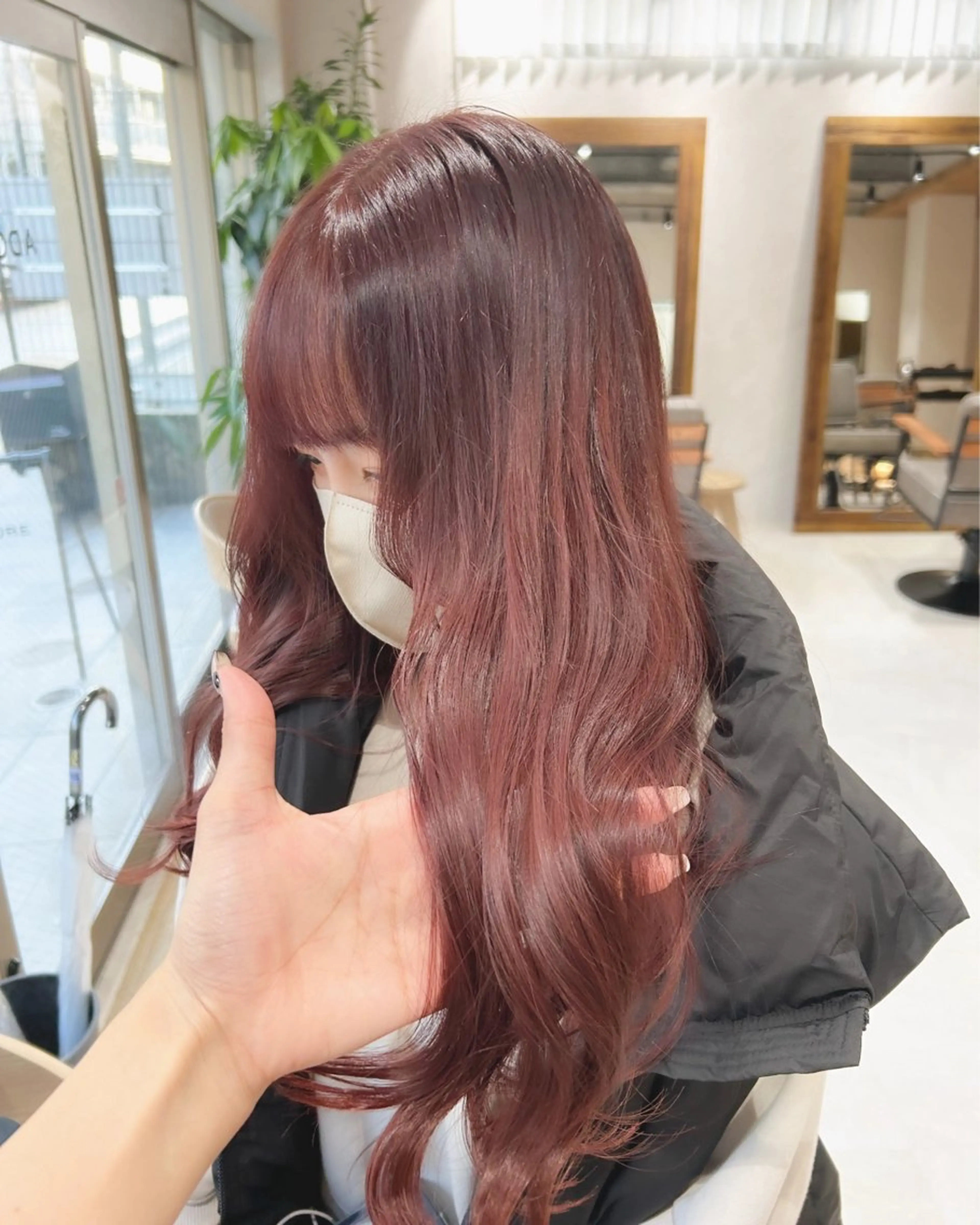 セミロング カラー ブリーチ ブラウンカラー カシス ブリーチなしカラー ピンクカラー カット ヘアカラー トリートメント 🎀髪質改善・艶髪カ ラー🎀YUMEKAのヘアスタイル