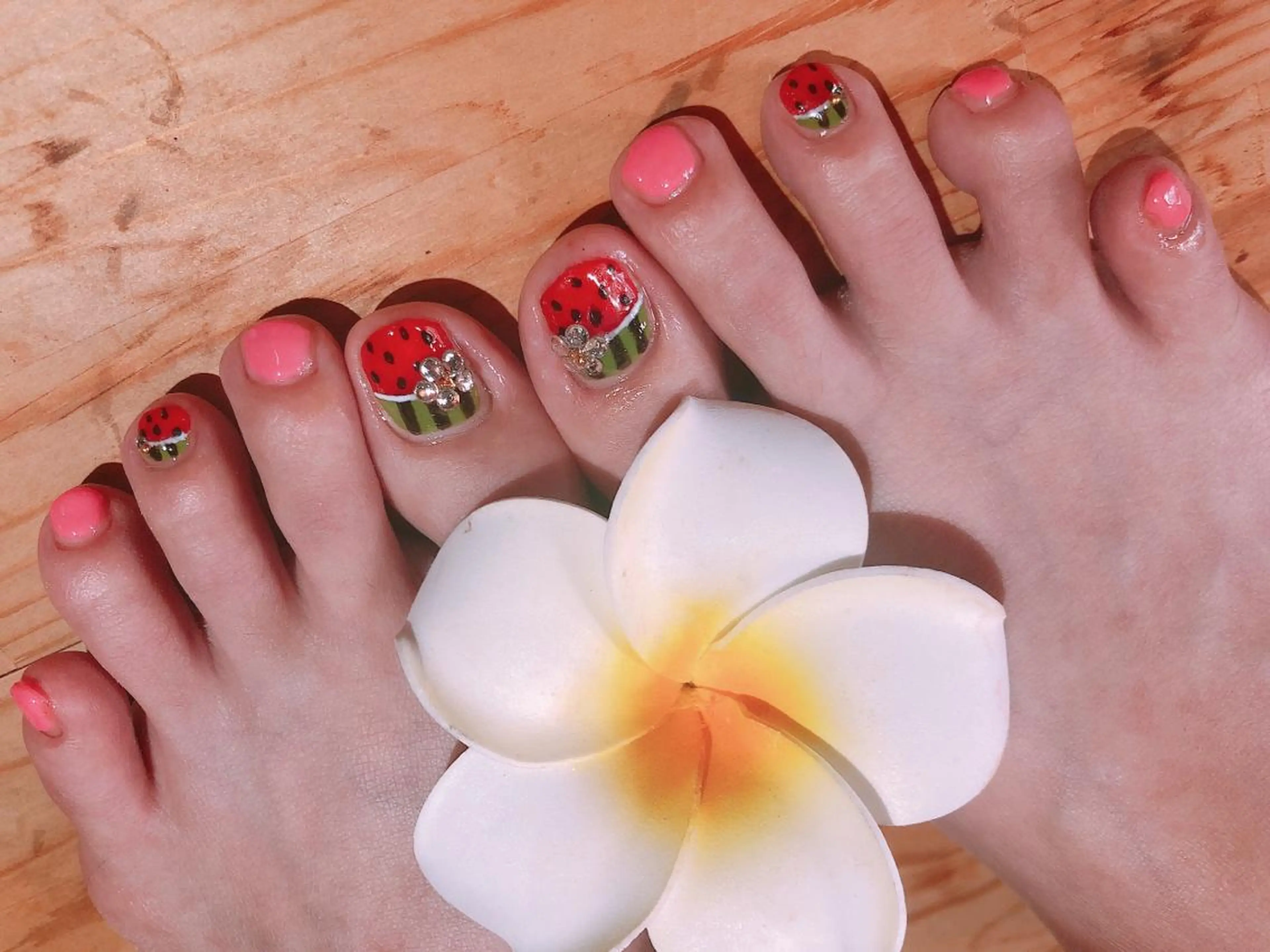 ネイル 夏ネイル Courage所属・Nanala 水澤のヘアスタイル