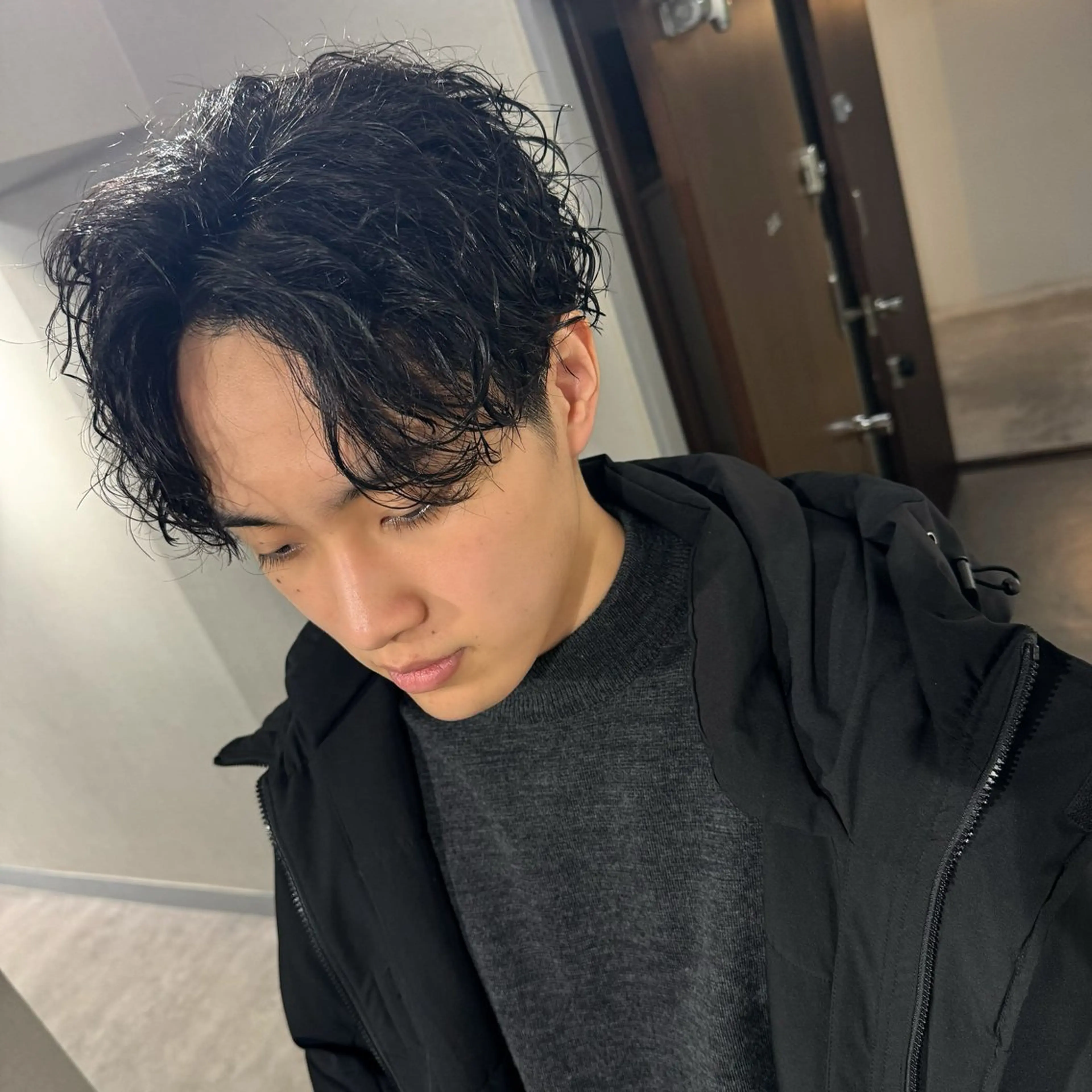 メンズ カット パーマ 表参道フェザーパーマ ニュアンスパーマのヘアスタイル