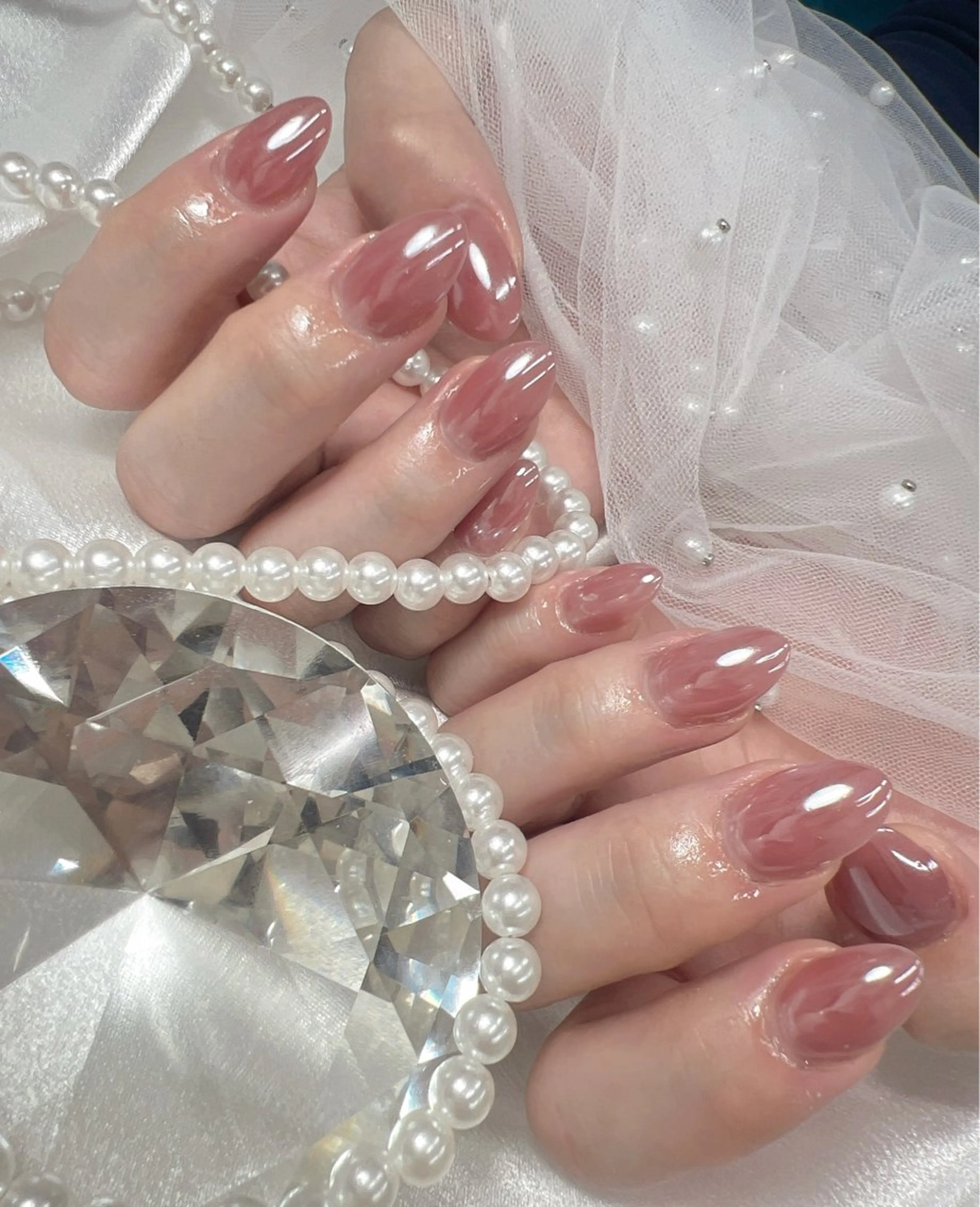 ネイル ミラーネイル ハンドネイル bijou nails所属・bijou nails　蓮のネイルデザイン