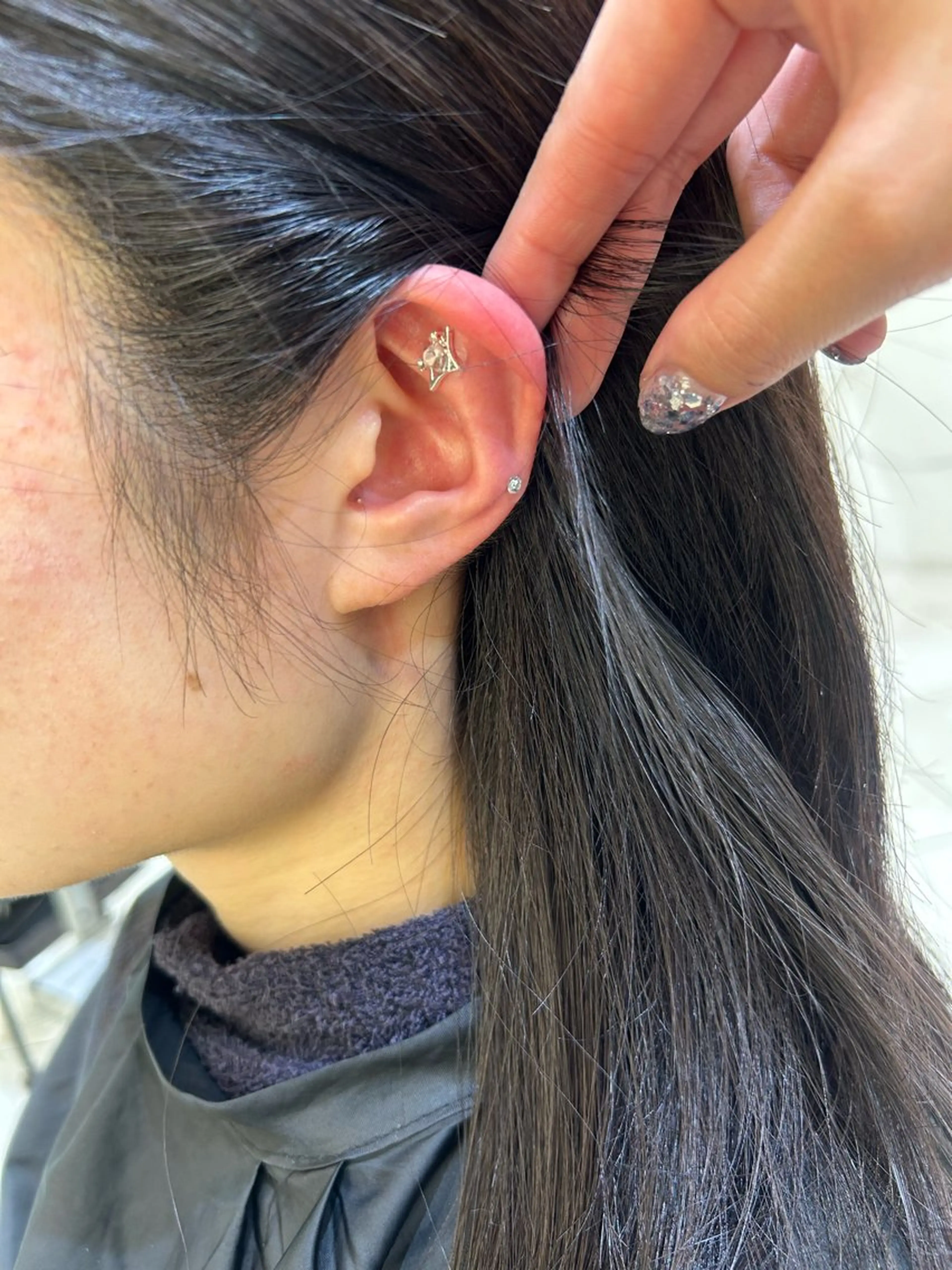 💎耳ツボジュエリー💎両耳計6粒＊(耳マッサージ付)の写真