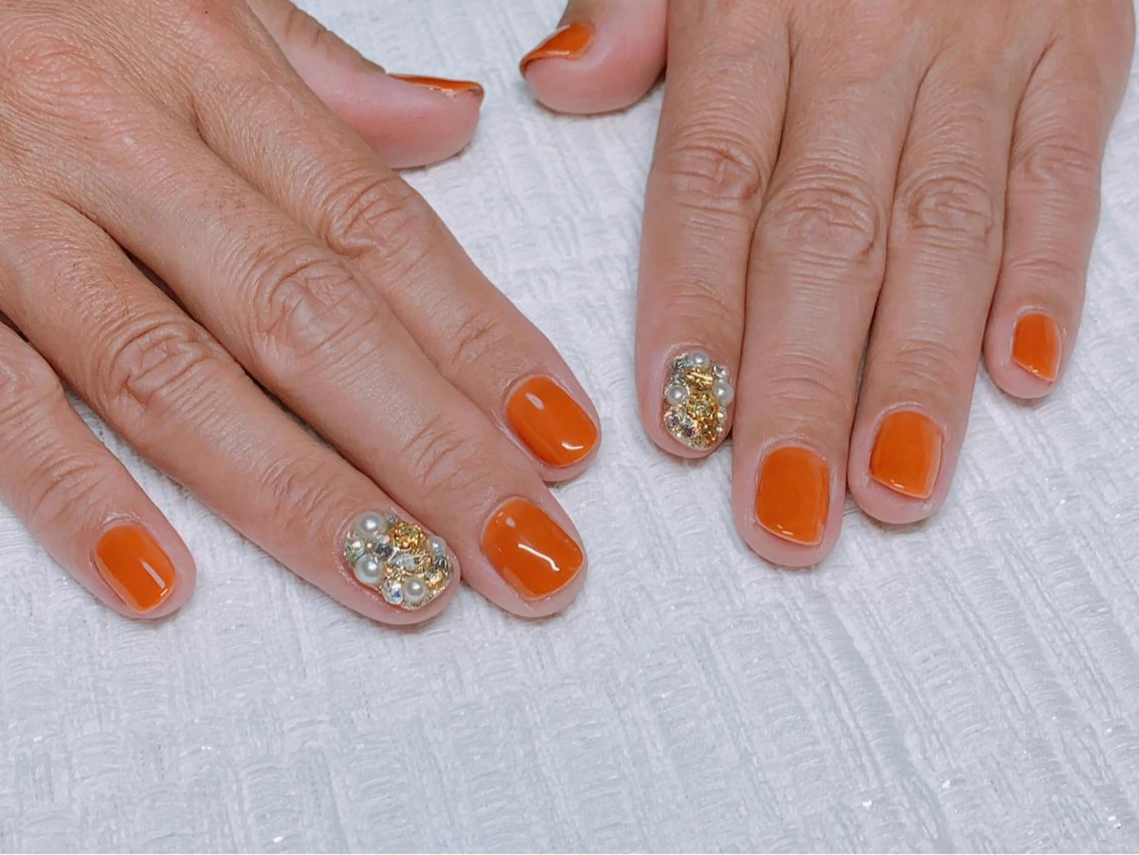 ネイル THECOLORS所属・近貞 莉奈のネイルデザイン