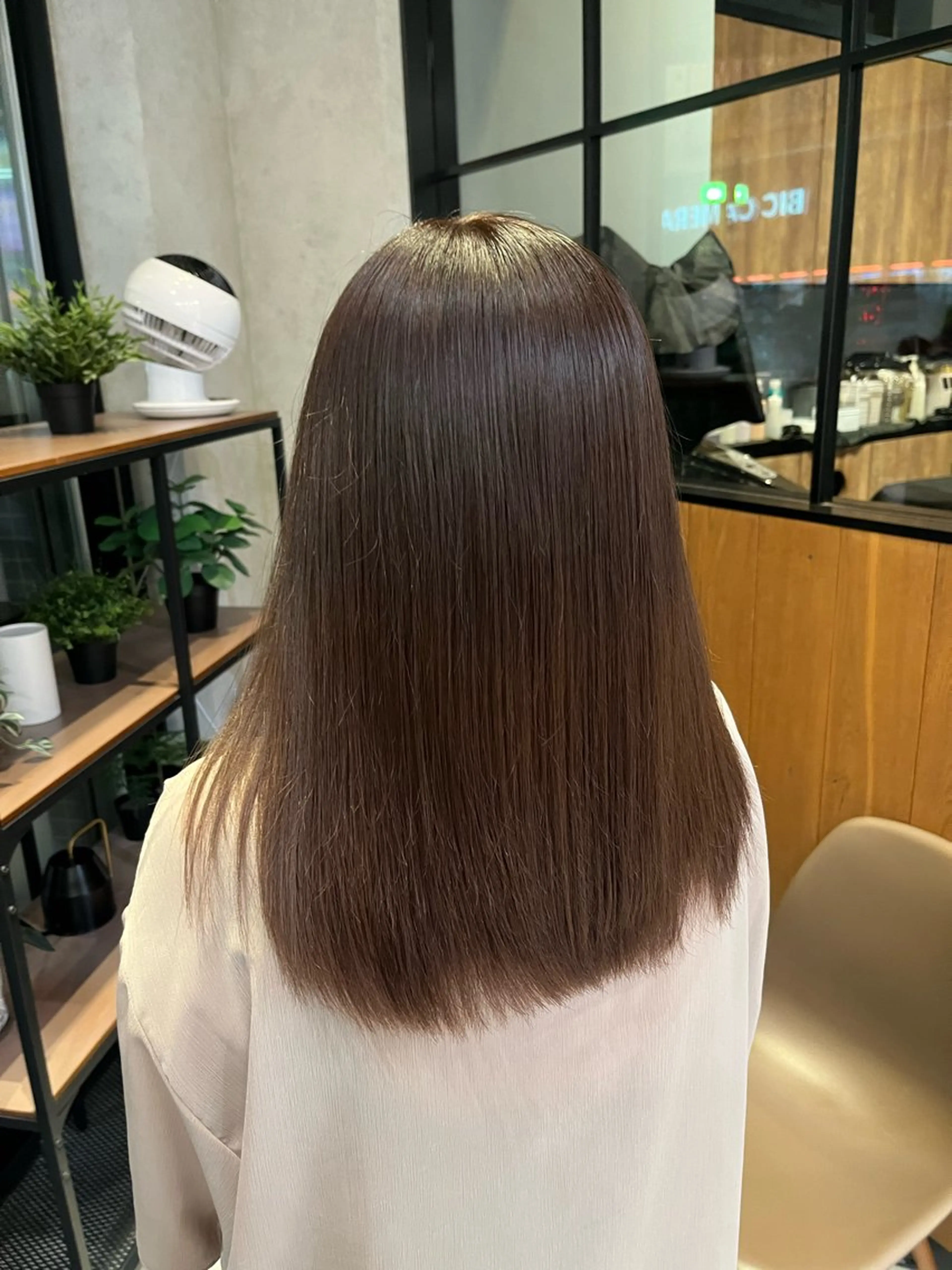 セミロング カラー ヘアアレンジ yuuri🎀/大宮 /韓国ヘア/レイヤーのヘアスタイル