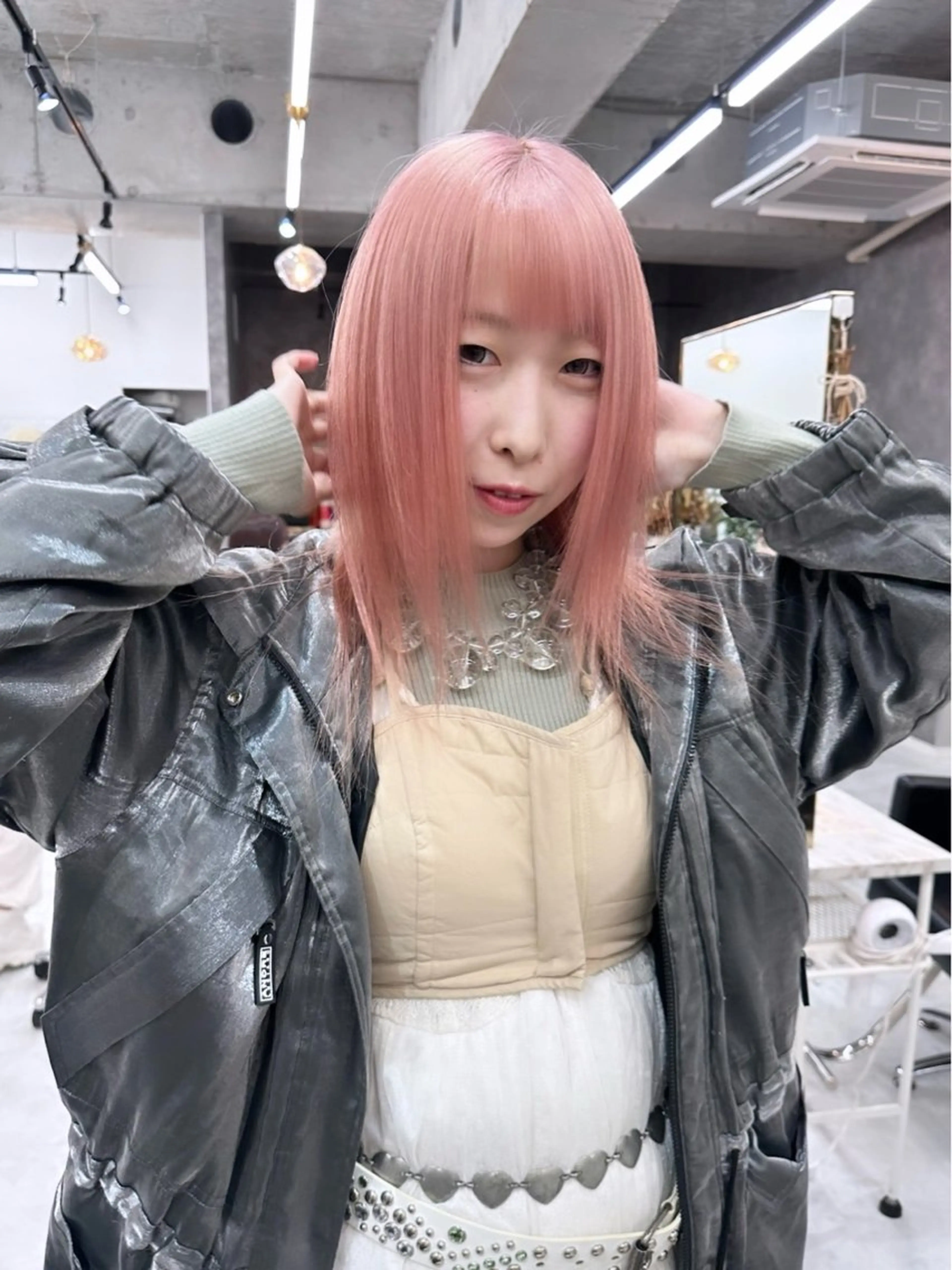 セミロング カラー ヘアアレンジ ブリーチ/ヘアケア 🪞TAKUMA🪞のヘアスタイル