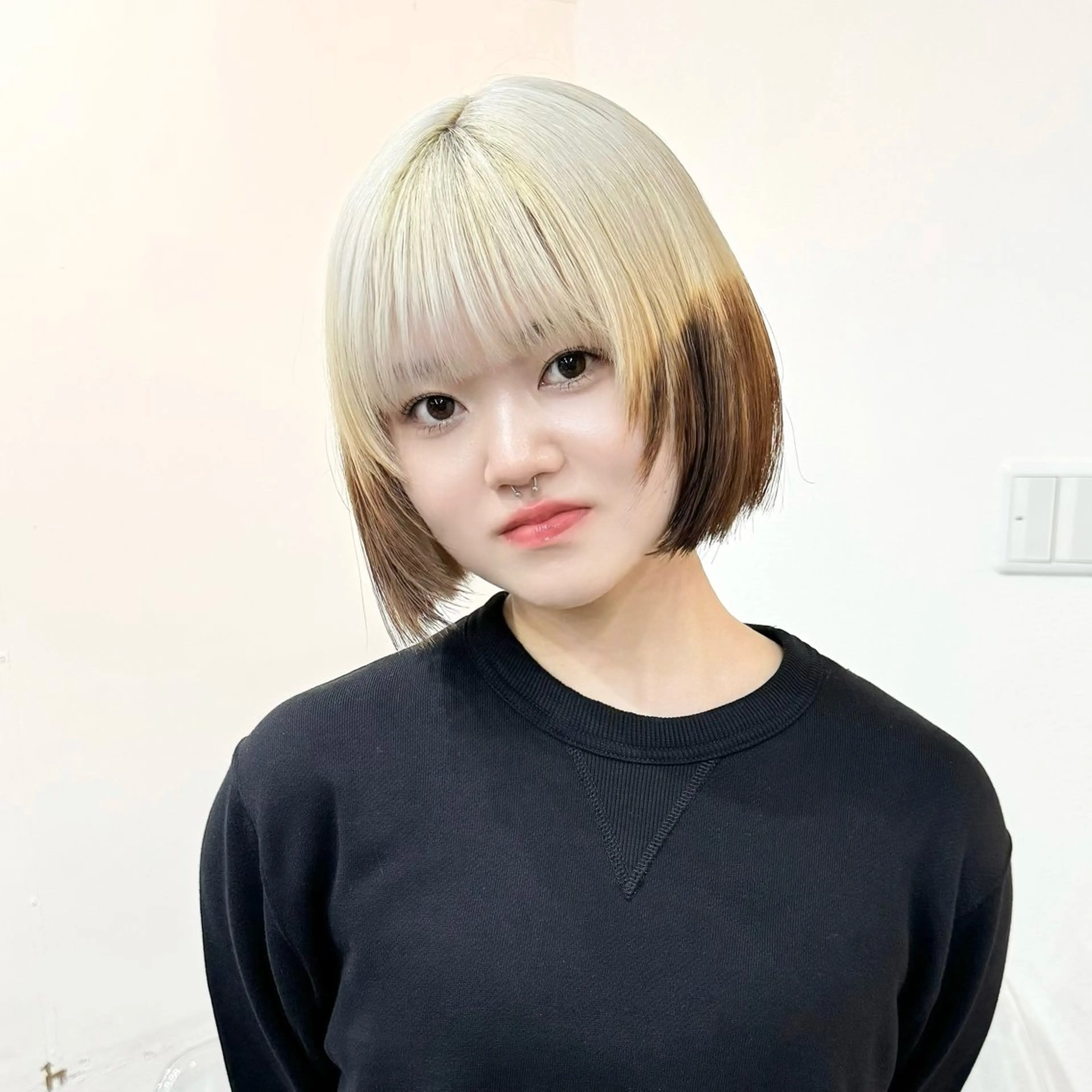 ショート カラー 透明感ワンカラー梅田 ダブルカラー/川上のヘアスタイル