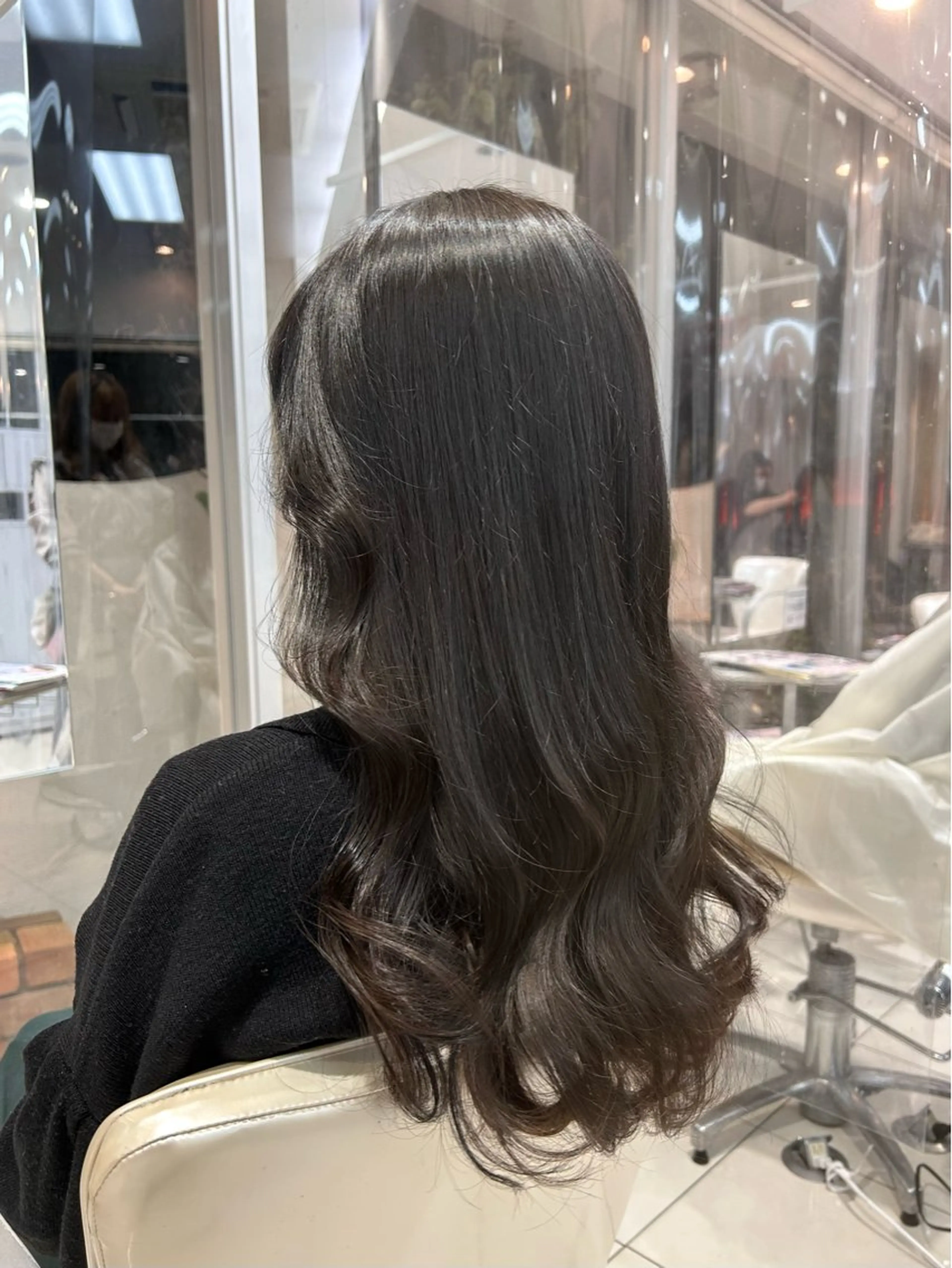 カラー 艶カラー/縮毛矯正 /𝐒𝐚𝐤𝐢のヘアスタイル