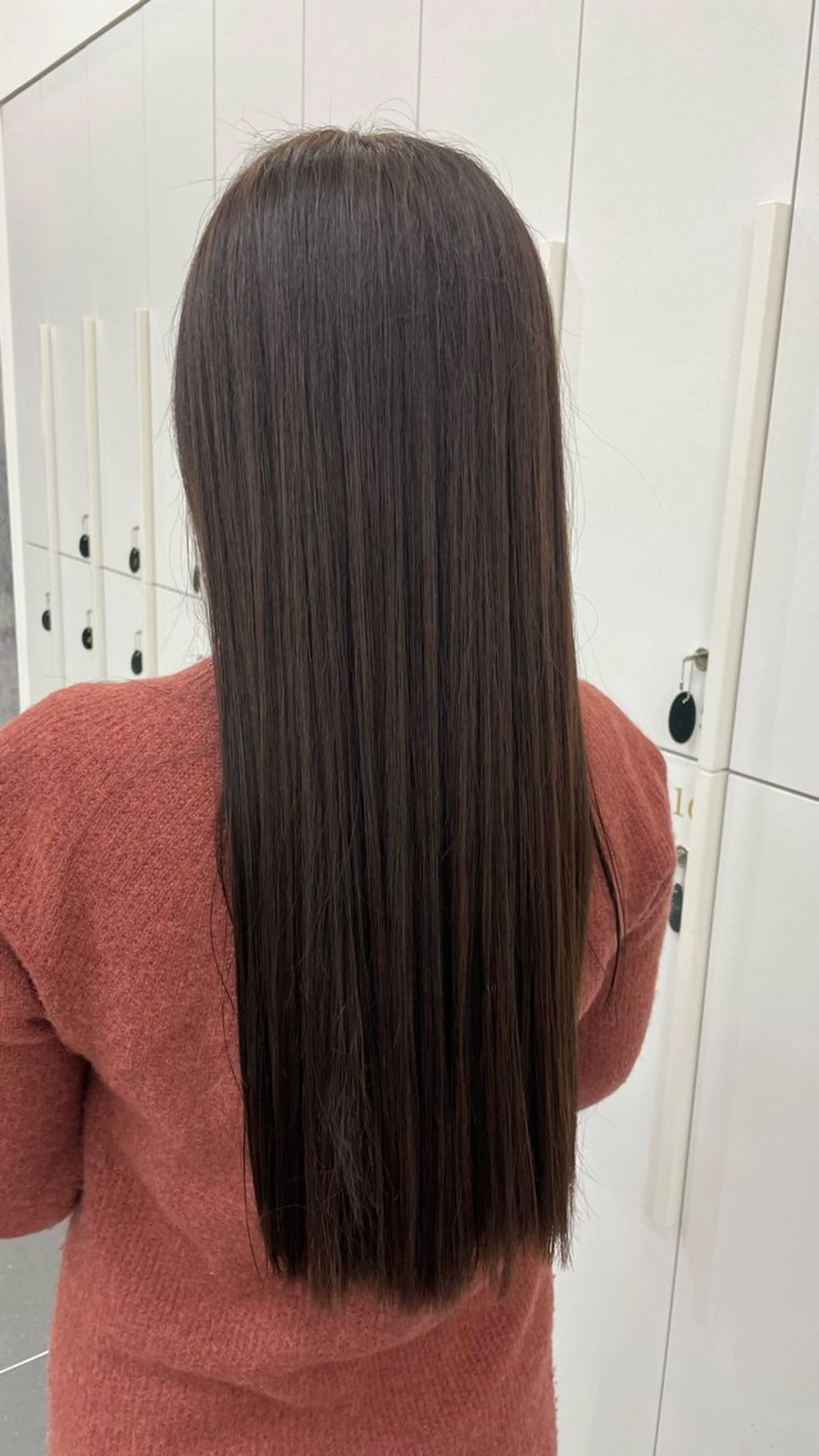 カット+縮毛矯正+トリートメントの写真