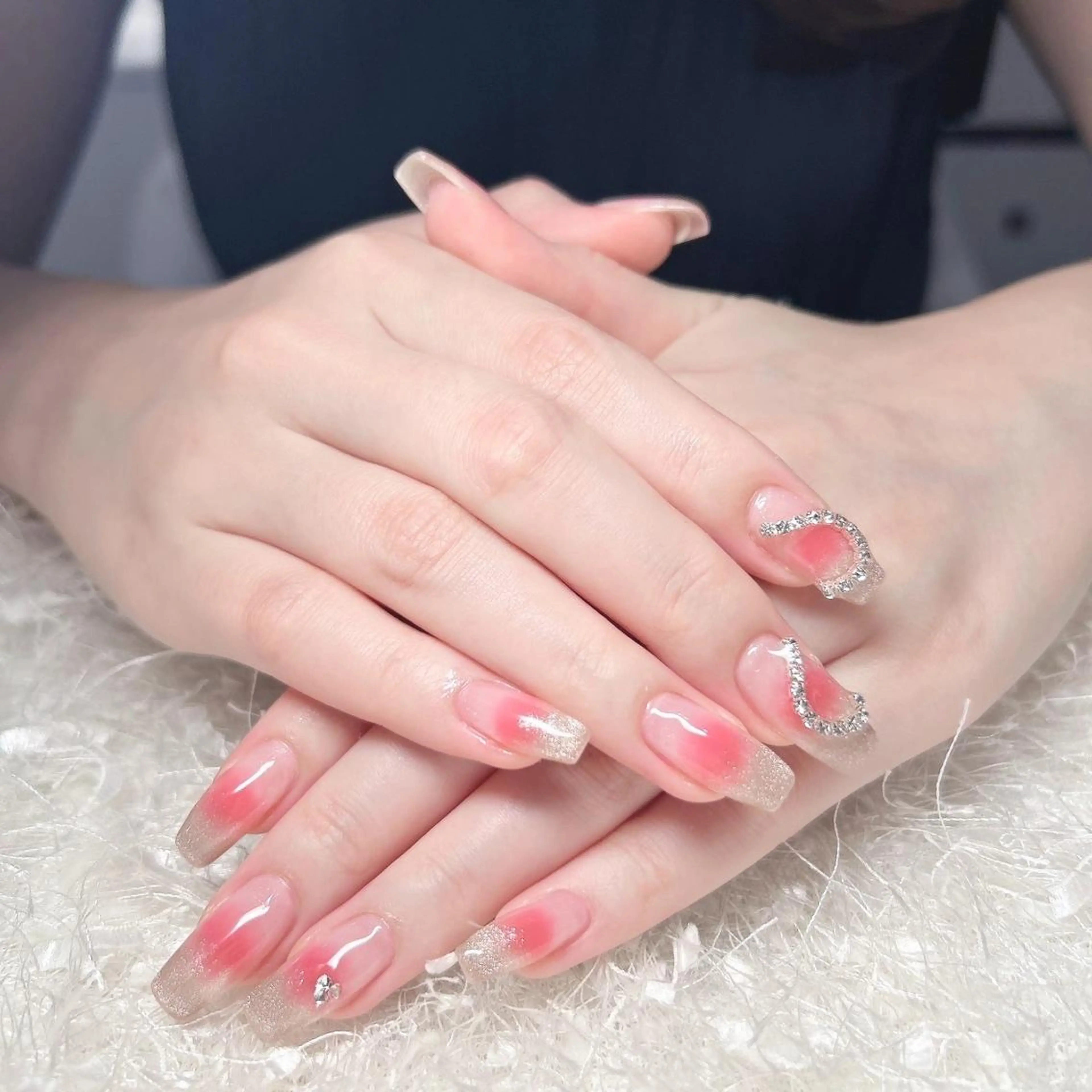 ネイル 長さ出し フレンチネイル ジェルネイル グラデーション 韓国ネイル ハンドネイル Nail&eye Belire 新宿のネイルデザイン
