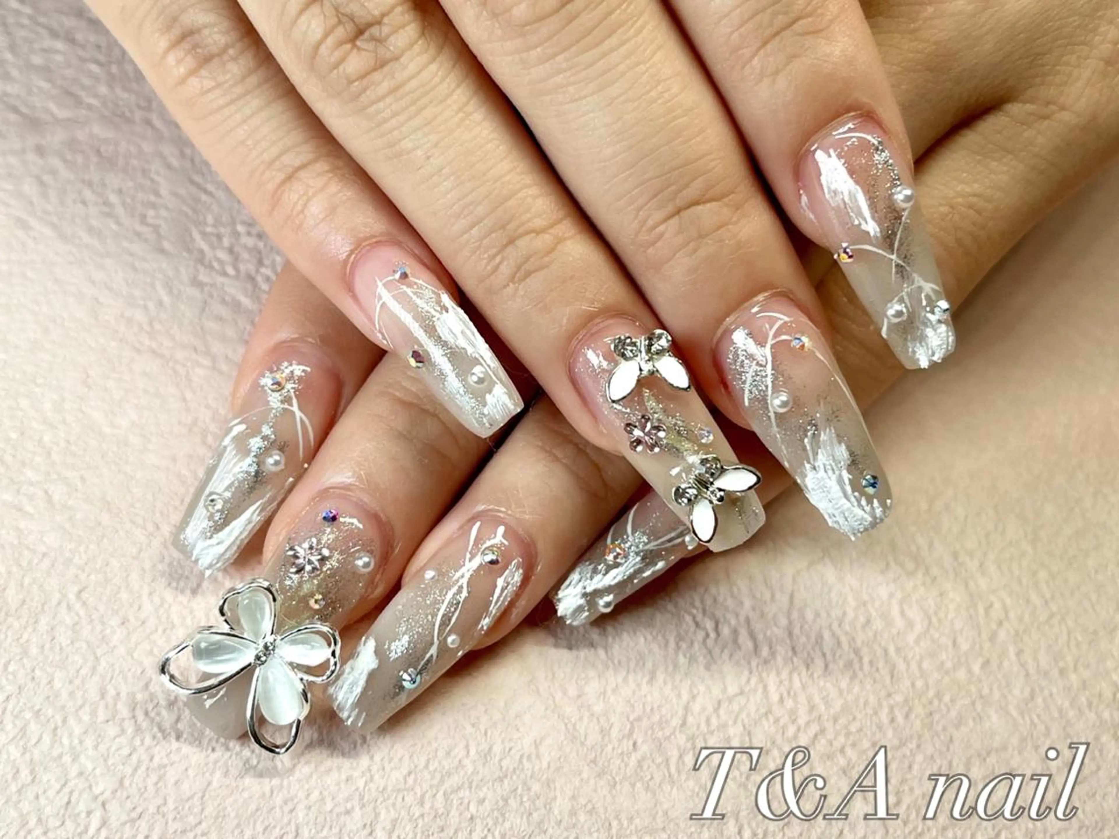 ロング ネイル ロング 長さ出し ジェルネイル ロングネイル ニュアンスネイル ハンドネイル T&A nailのネイルデザイン