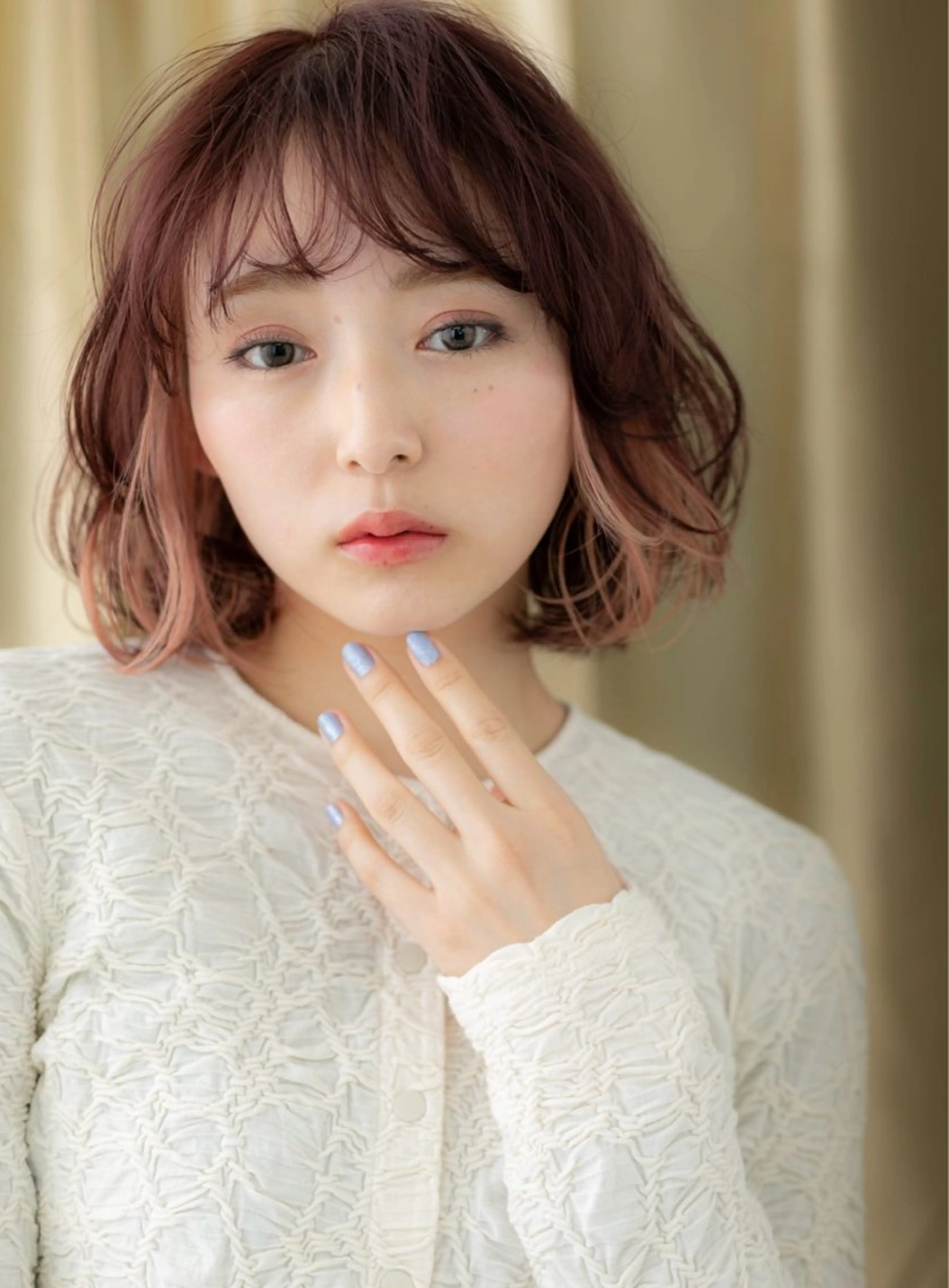 ミディアム カラー イヤリングカラー インナーカラー 艶髪カラー🤍ྀི 強矢　美紗希🩷ྀིのヘアスタイル