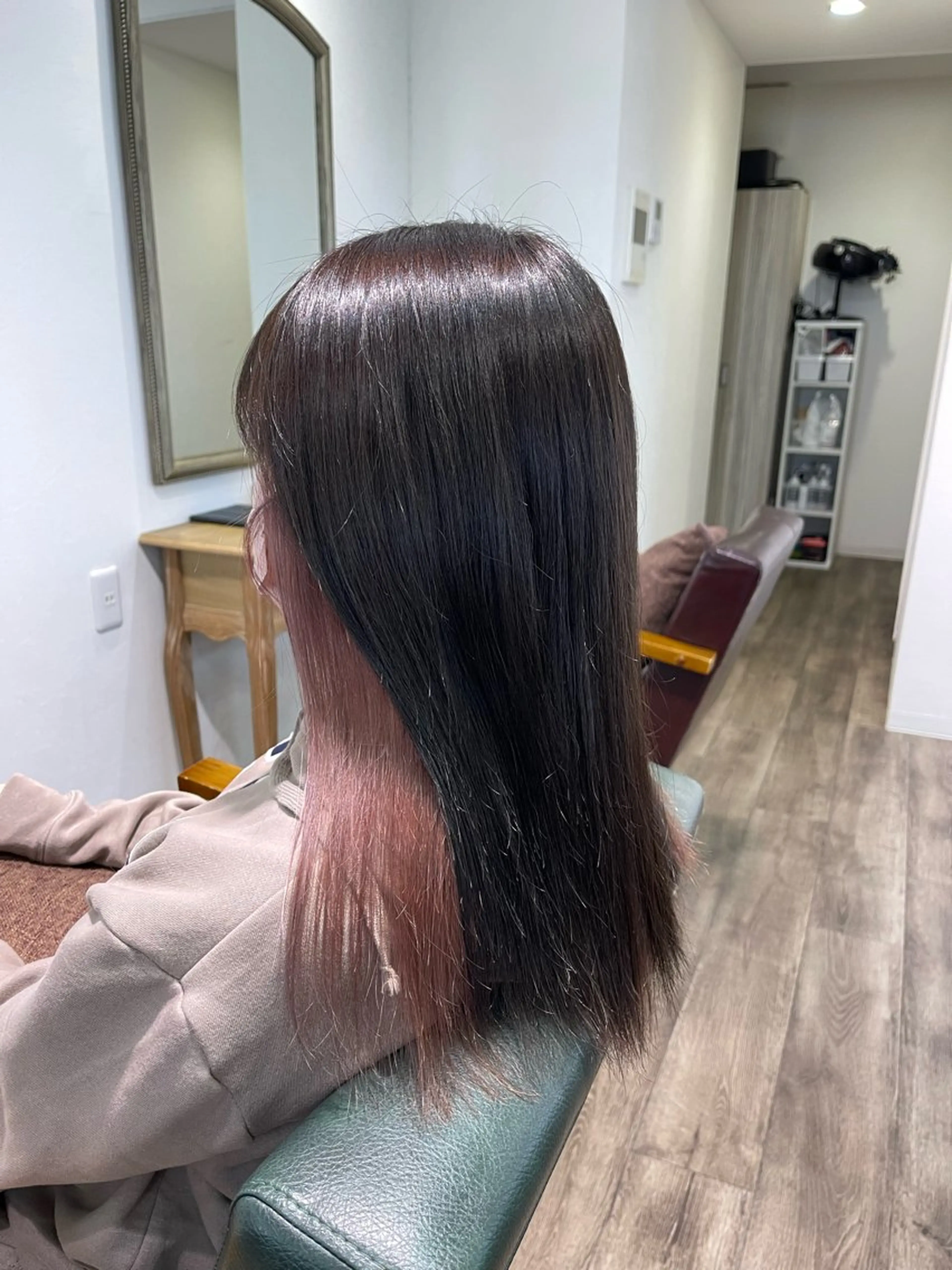 ロング ヘアカラー Felice Erikaのヘアスタイル