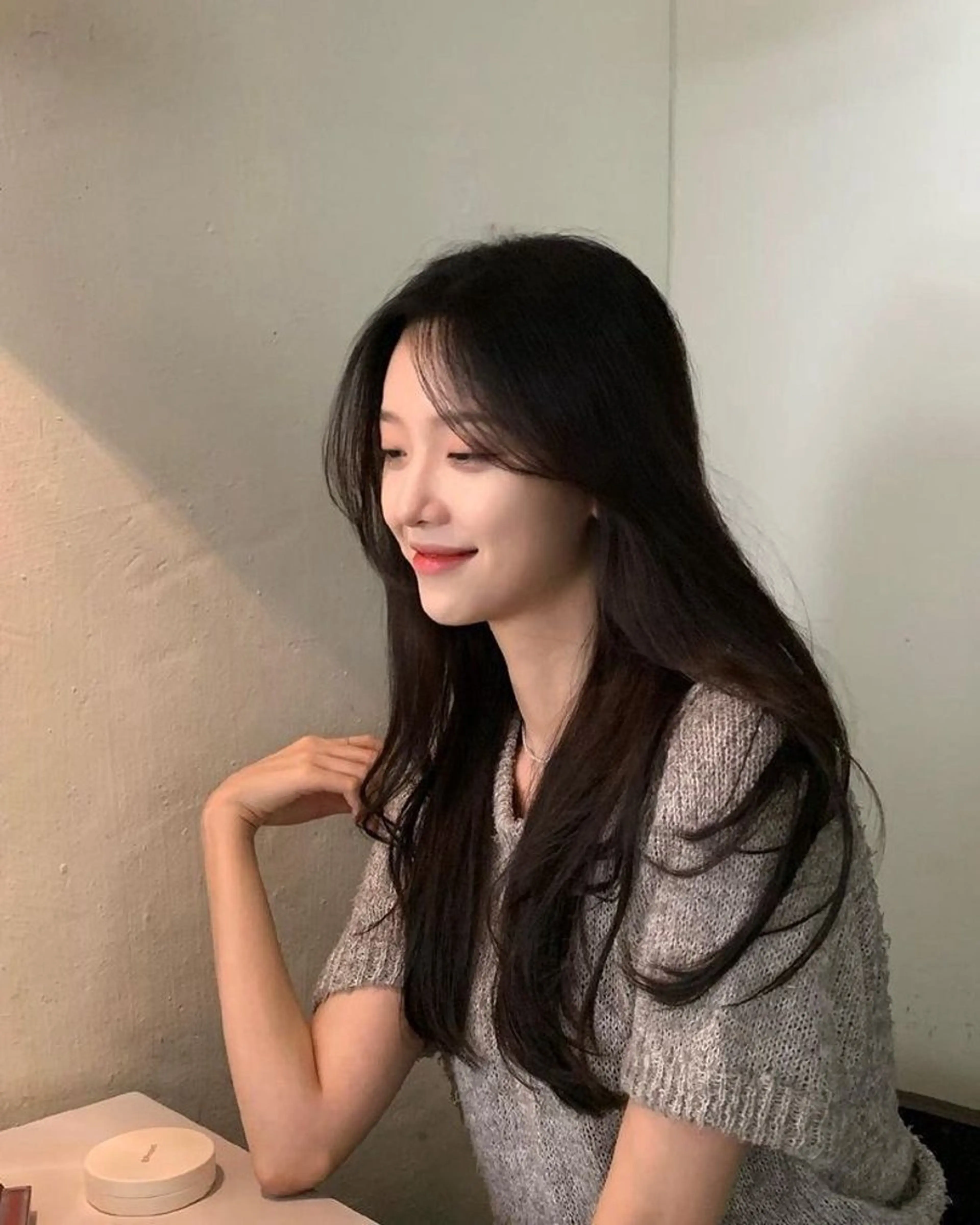 ショート カラー カット ヘアカラー トリートメント 莉乃/縮毛矯正/髪質 改善/艶カラーのヘアスタイル