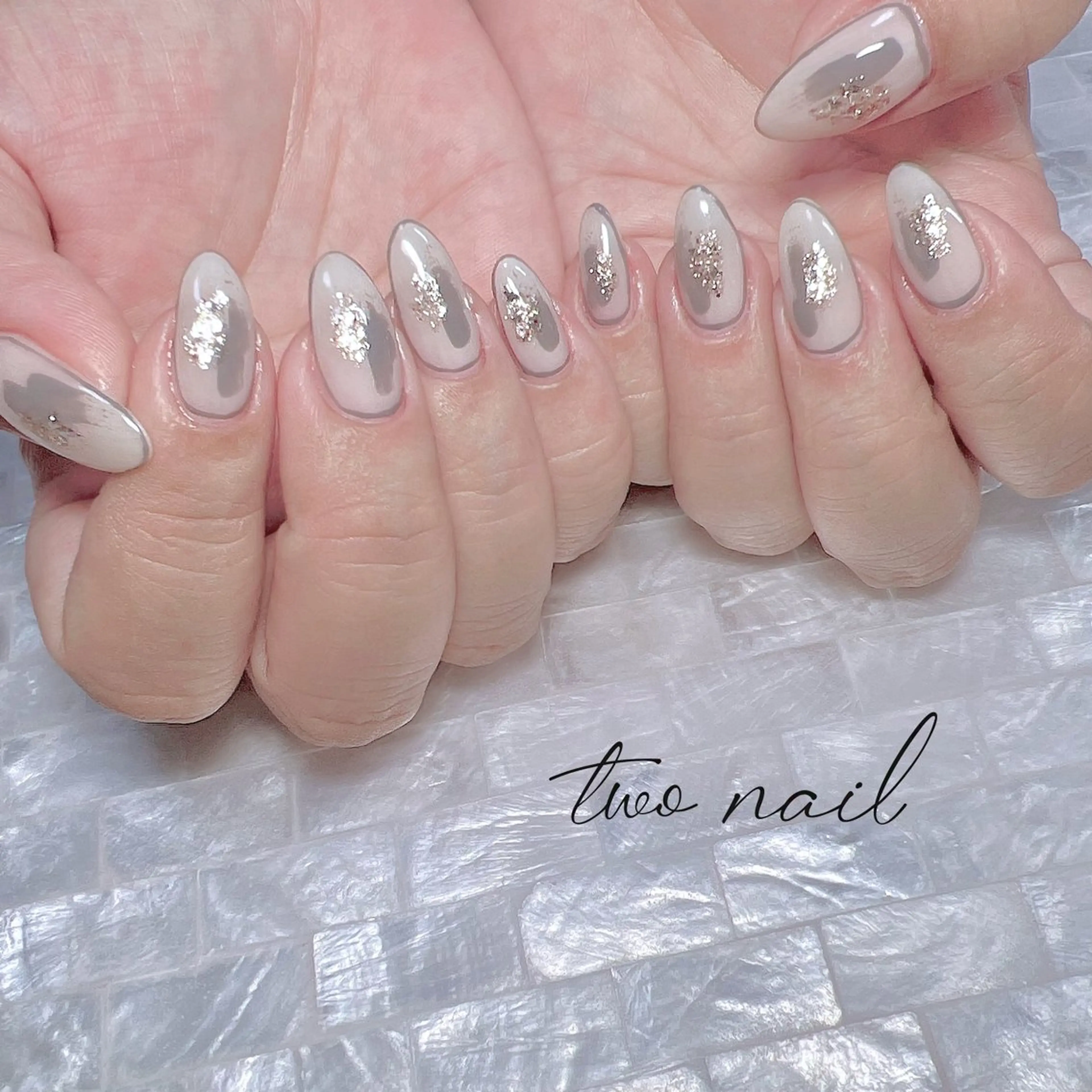 ネイル アートネイル ネイルチップ ホワイト ハンドネイル two nailのネイルデザイン