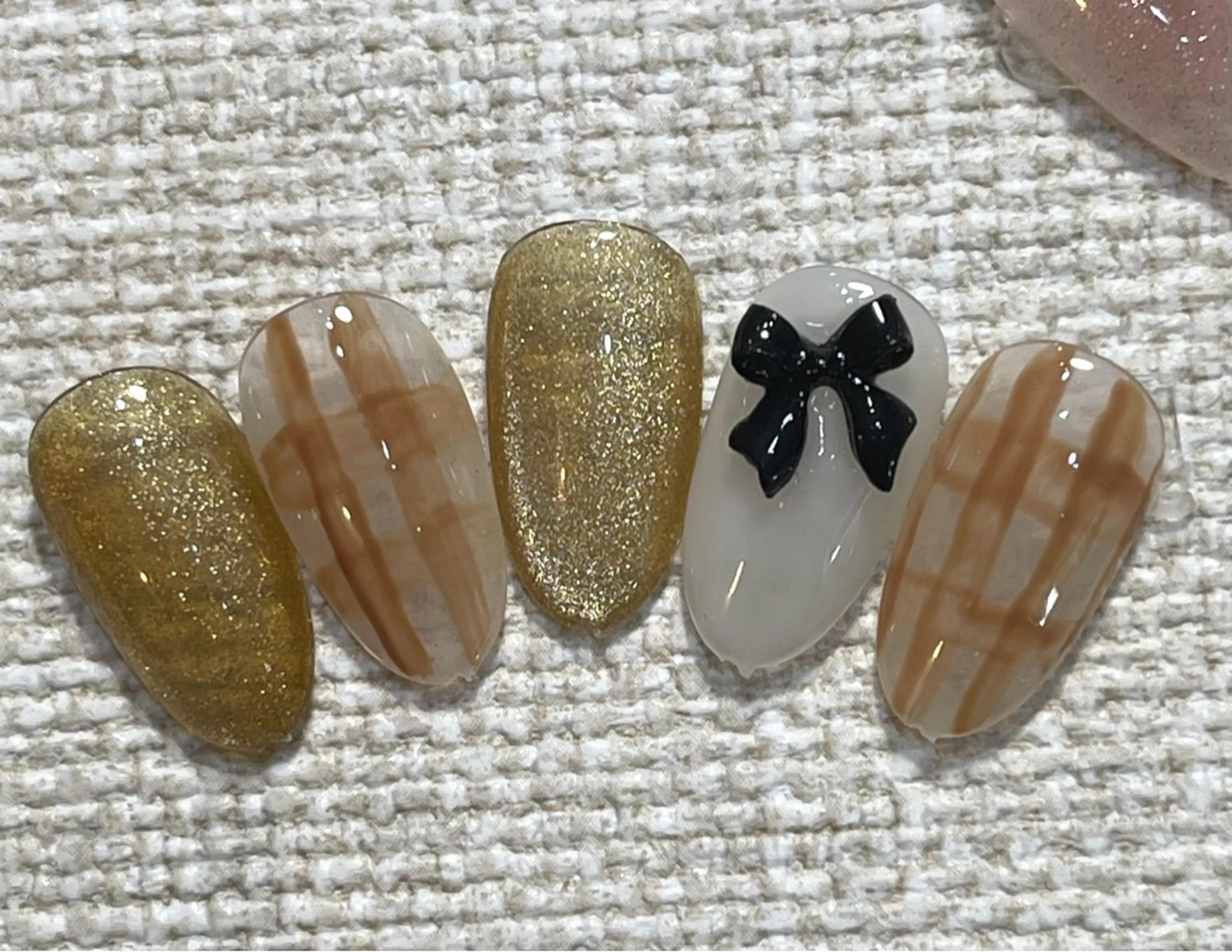 ネイル ハンドネイル H&B 楊のネイルデザイン